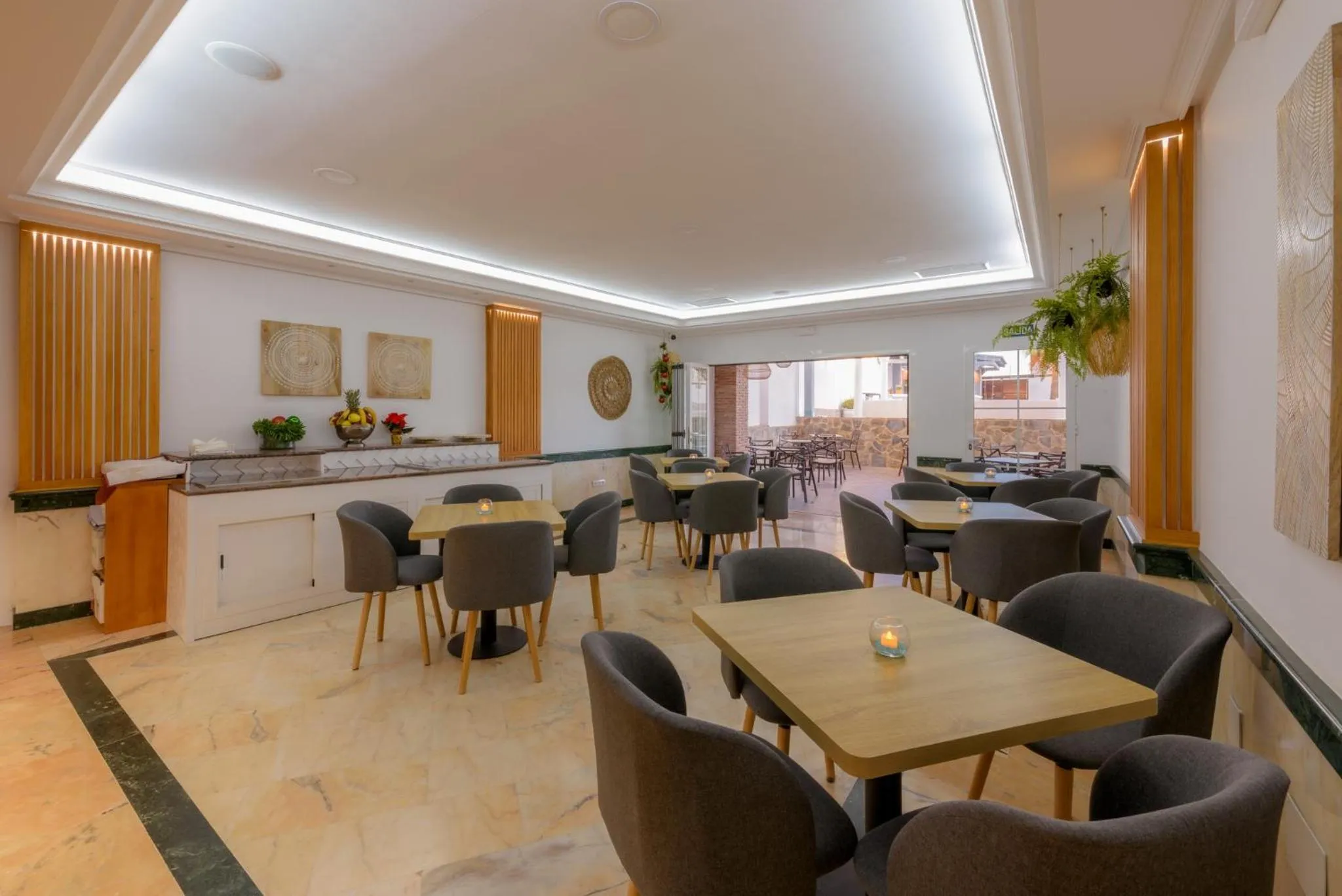 Restaurant/places to eat in Hotel Boutique Sibarys - Adults Recommended