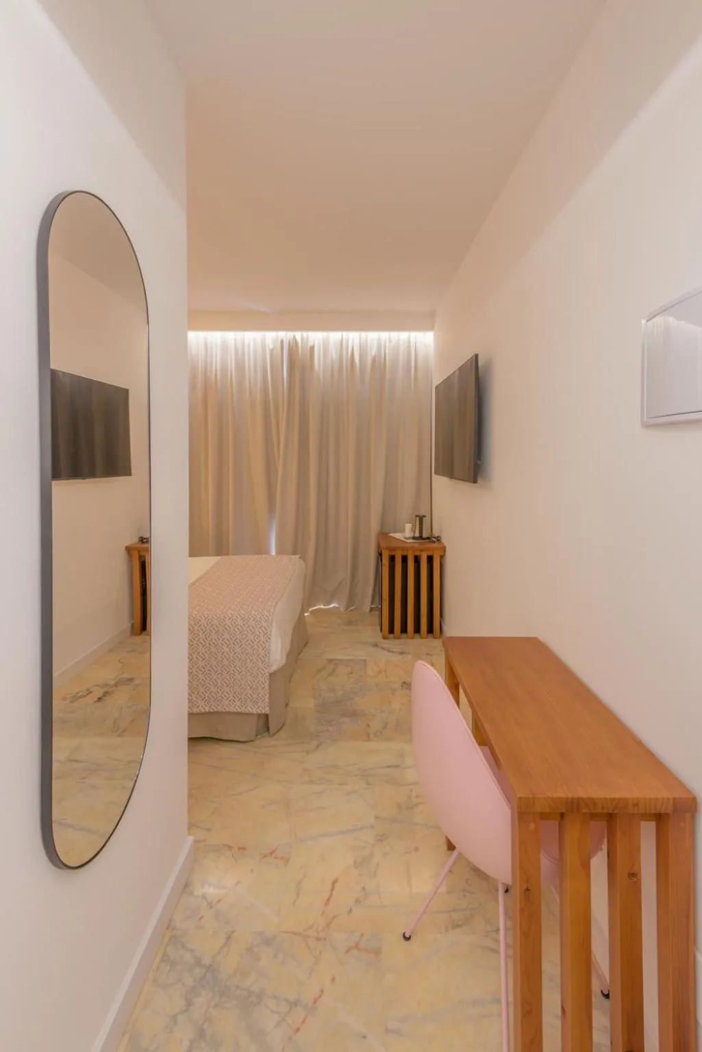 TV and multimedia, Bed in Hotel Boutique Sibarys - Adults Recommended