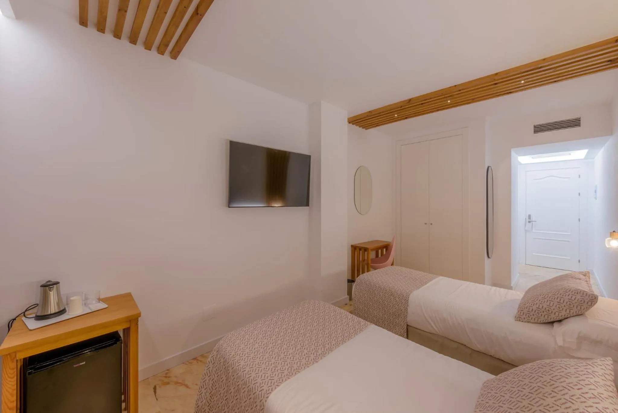 Bed in Hotel Boutique Sibarys - Adults Recommended