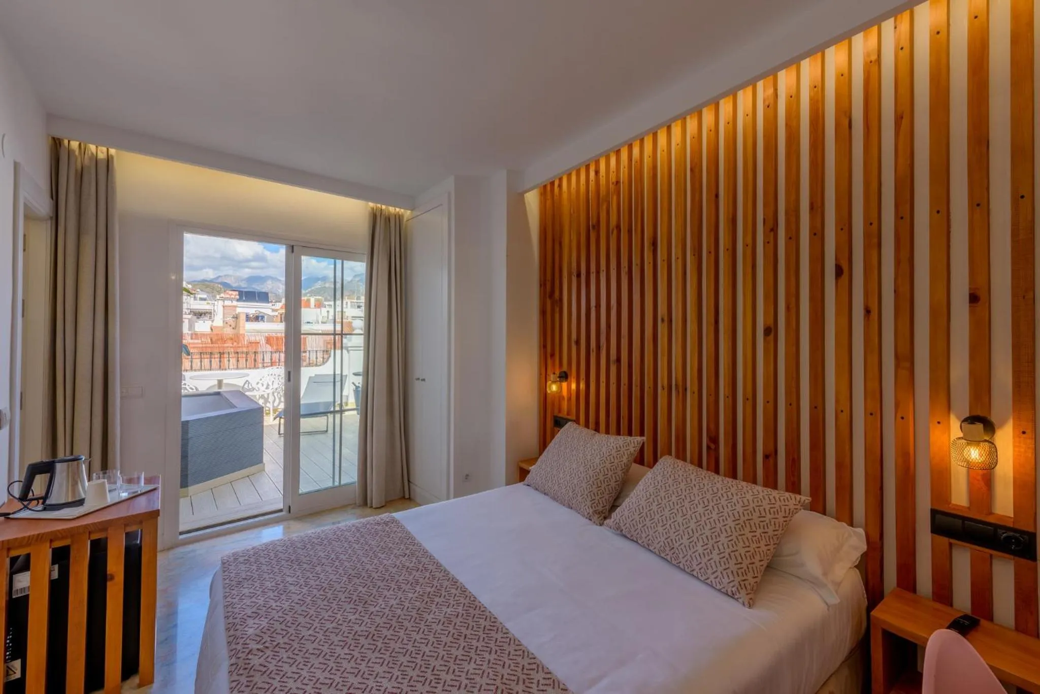 Bed in Hotel Boutique Sibarys - Adults Recommended