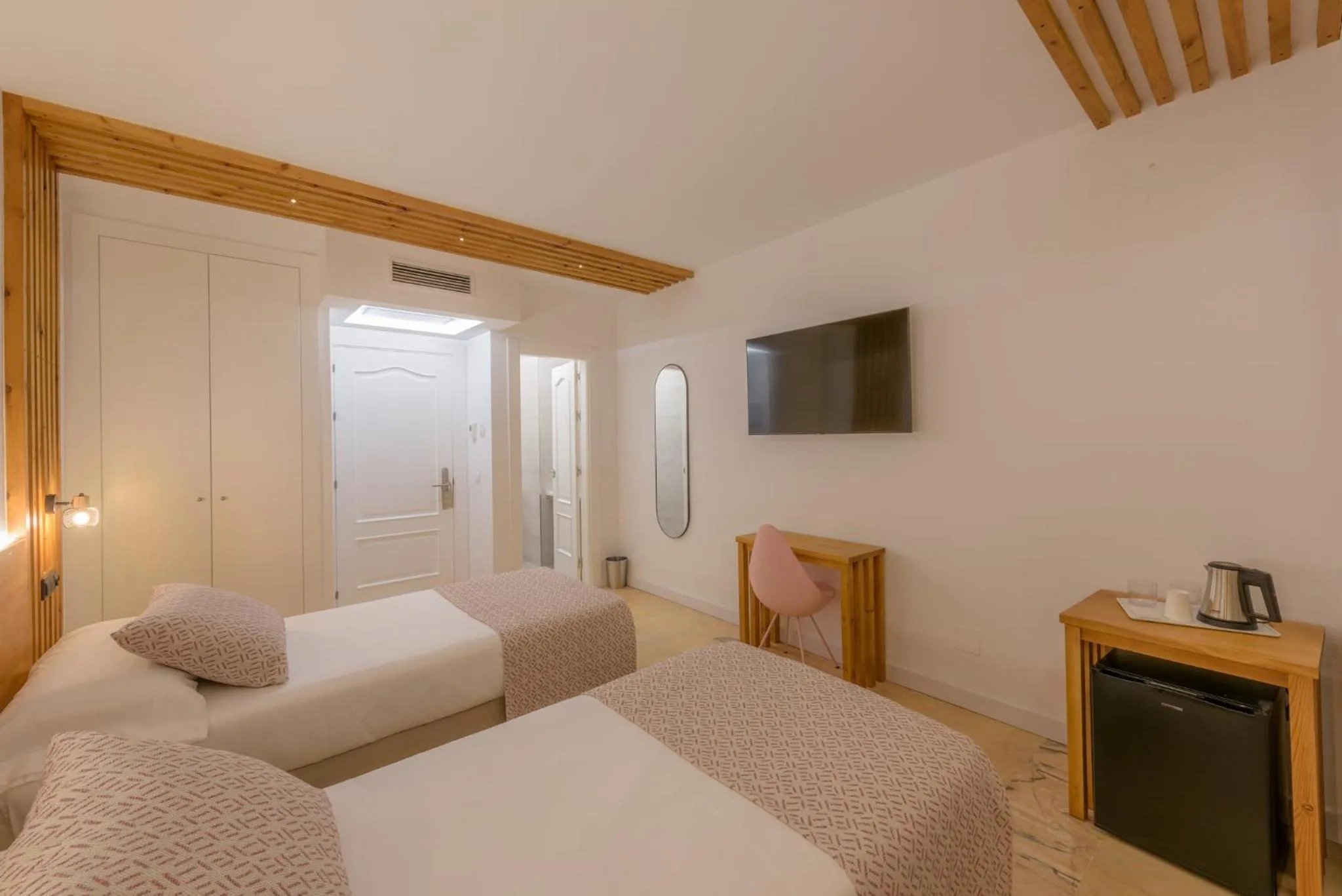 Bed in Hotel Boutique Sibarys - Adults Recommended