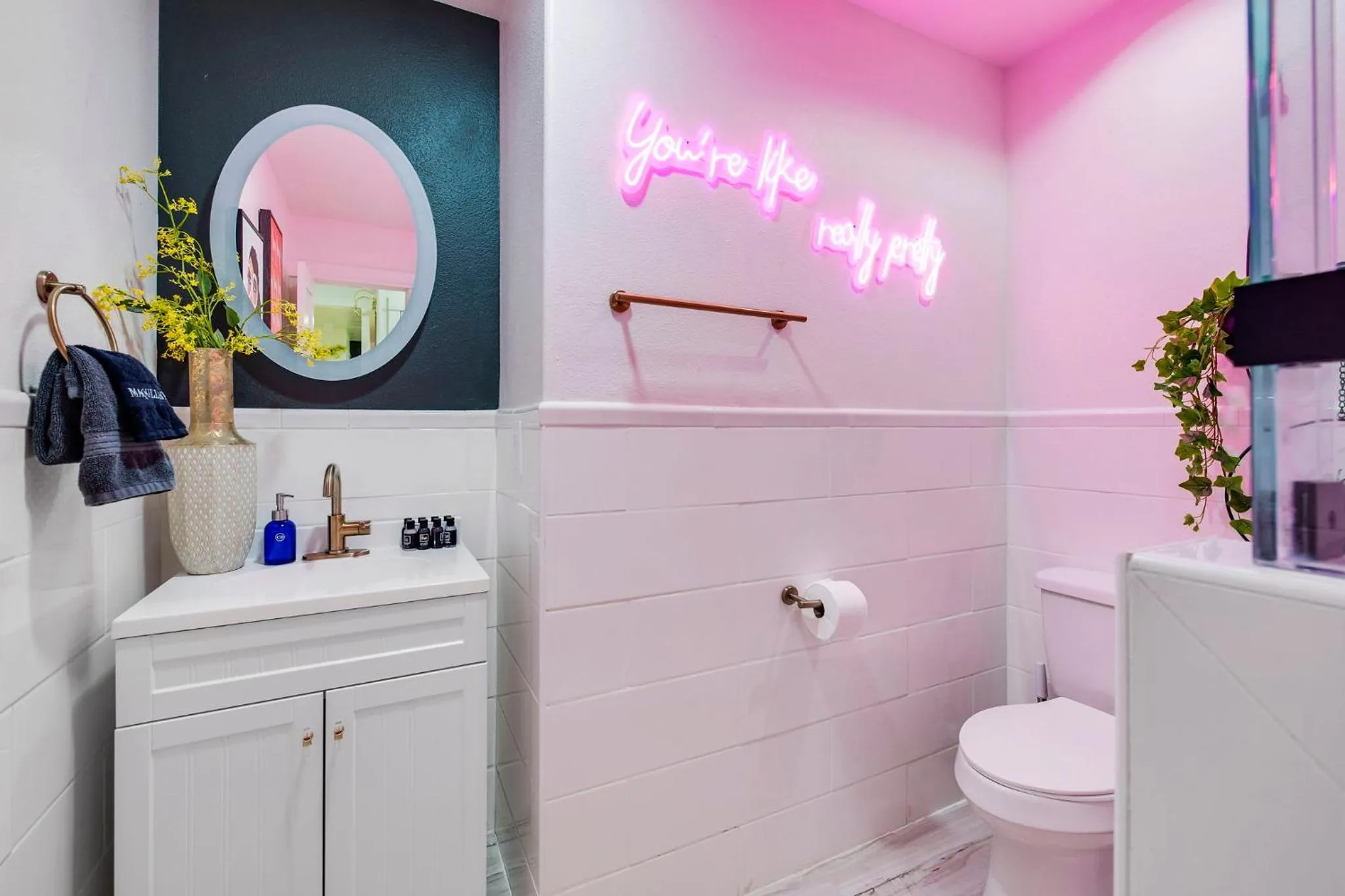 The Creek Villa Heated Pool & Spa and Boat Slip