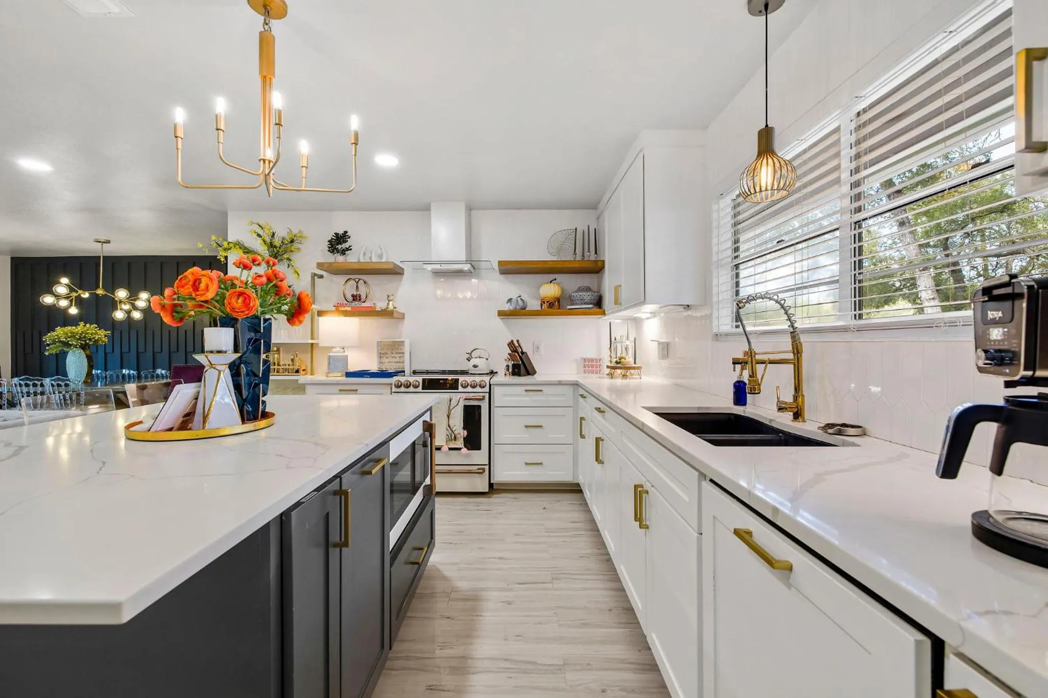 The Creek Villa Heated Pool & Spa and Boat Slip