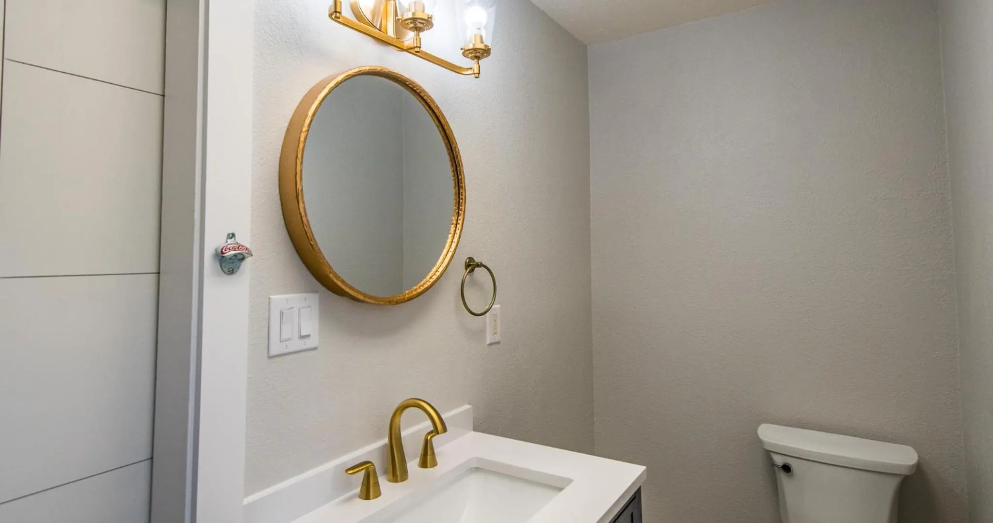 Stylish 3BR House with Swimming Pool and Walking to HSB Resort