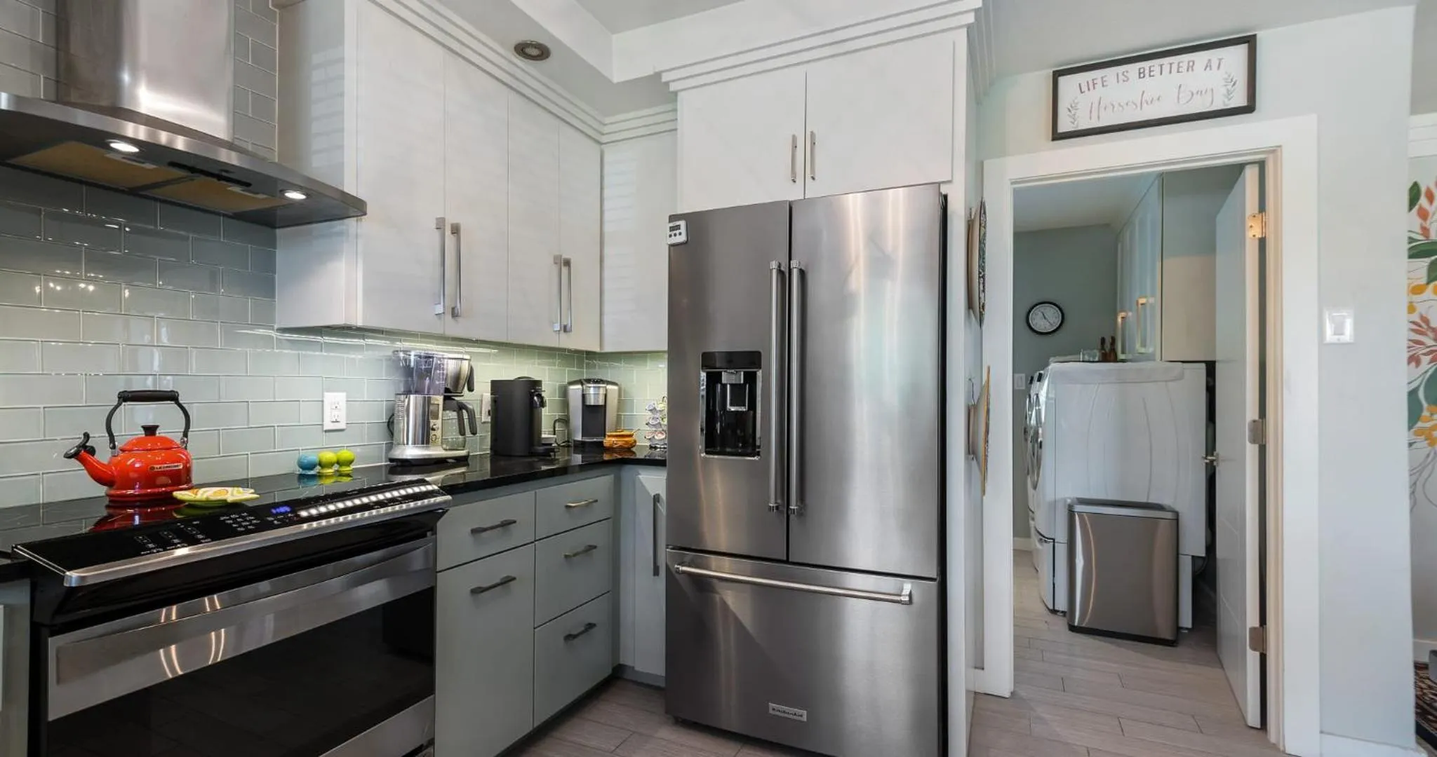 Stylish 3BR House with Swimming Pool and Walking to HSB Resort