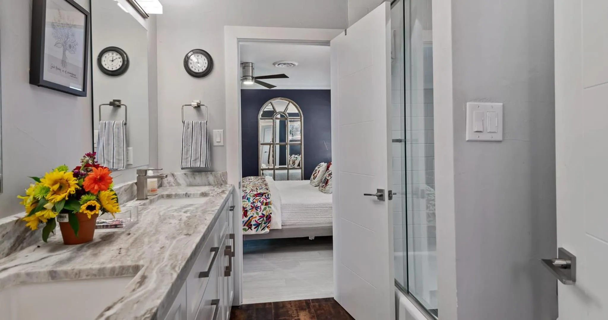 Bed in Stylish 3BR House with Swimming Pool and Walking to HSB Resort