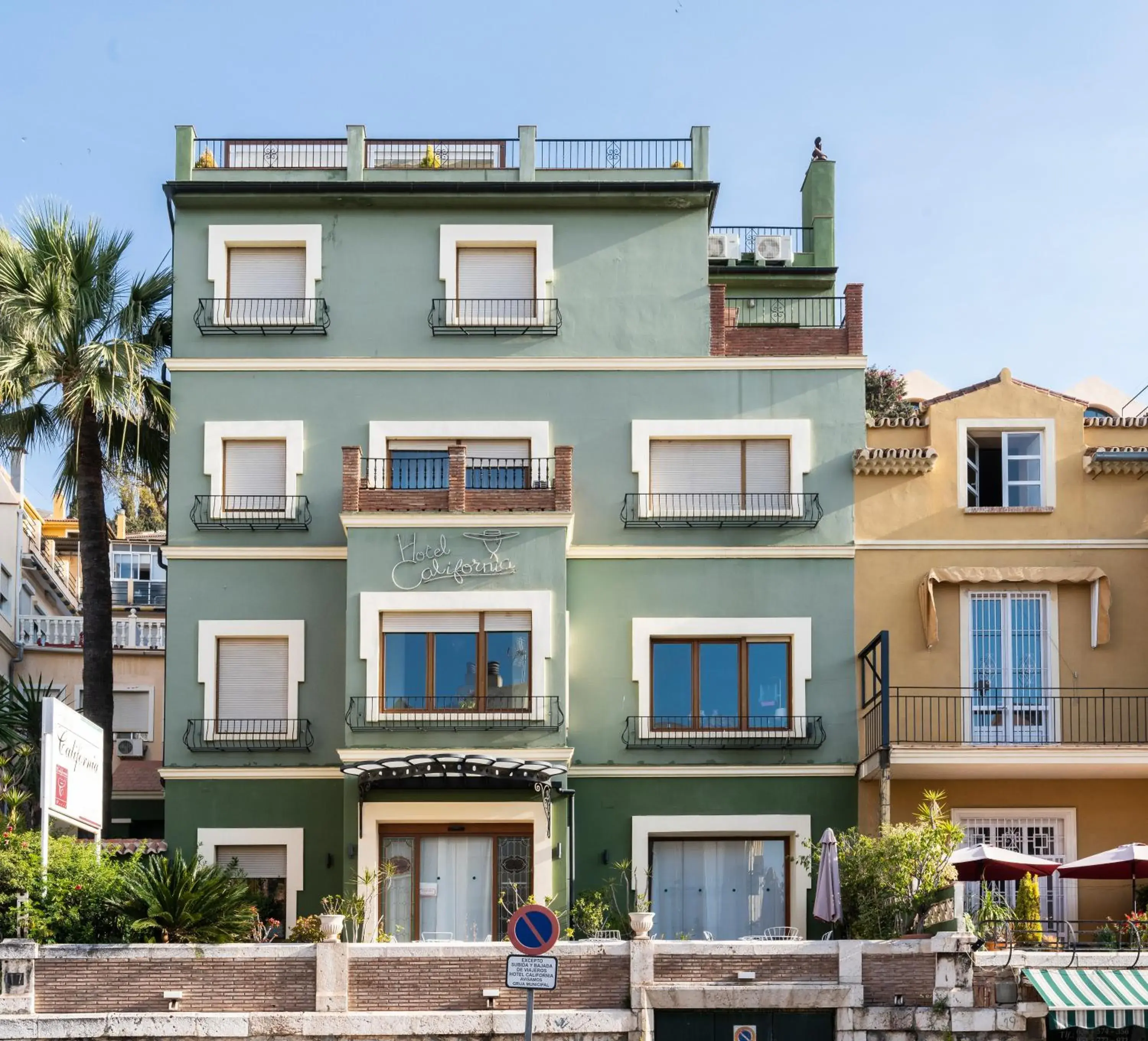 Property building in BYPILLOW California Property building in BYPILLOW California