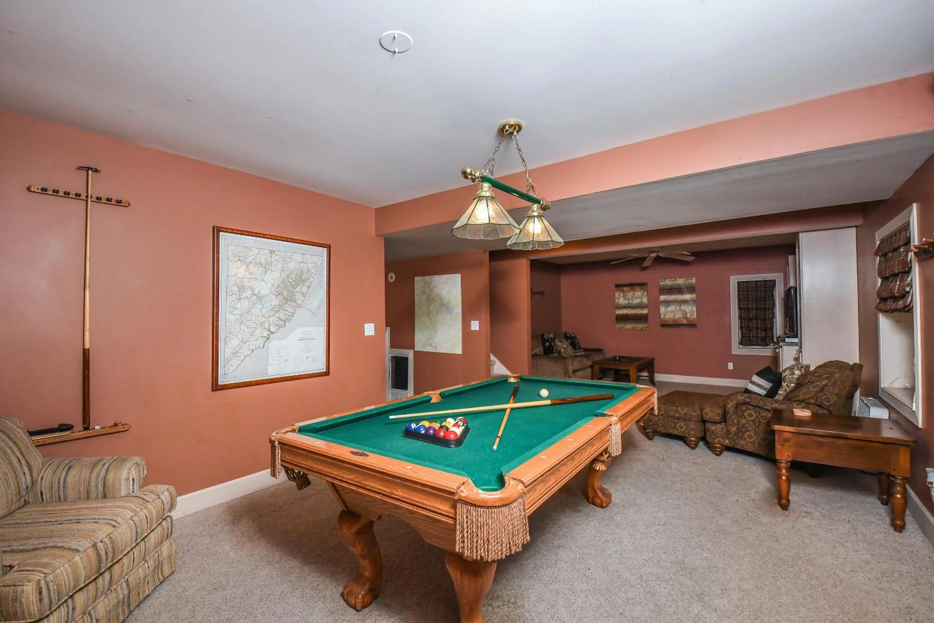 Property building in Highland Retreat