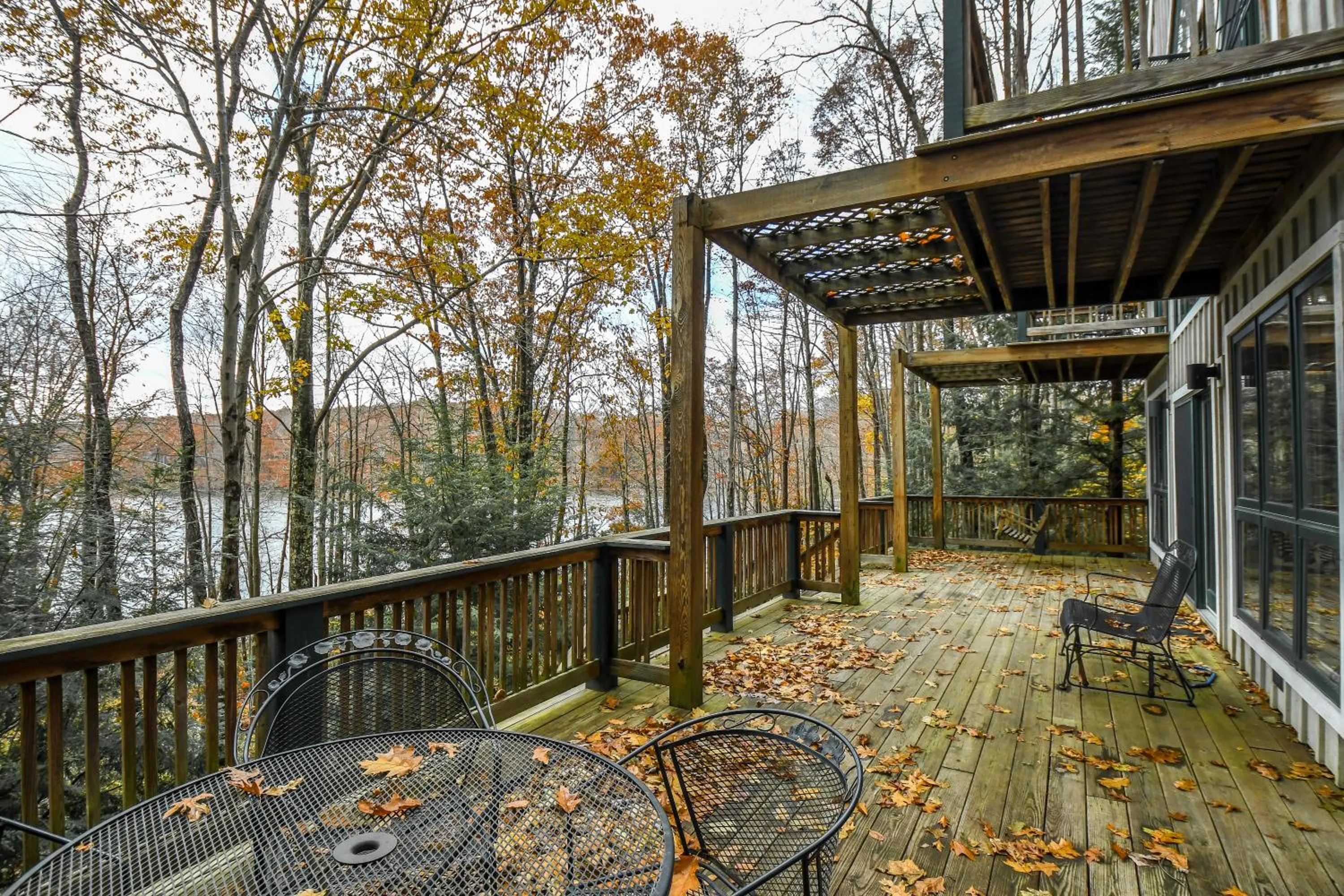 Property building in Highland Retreat
