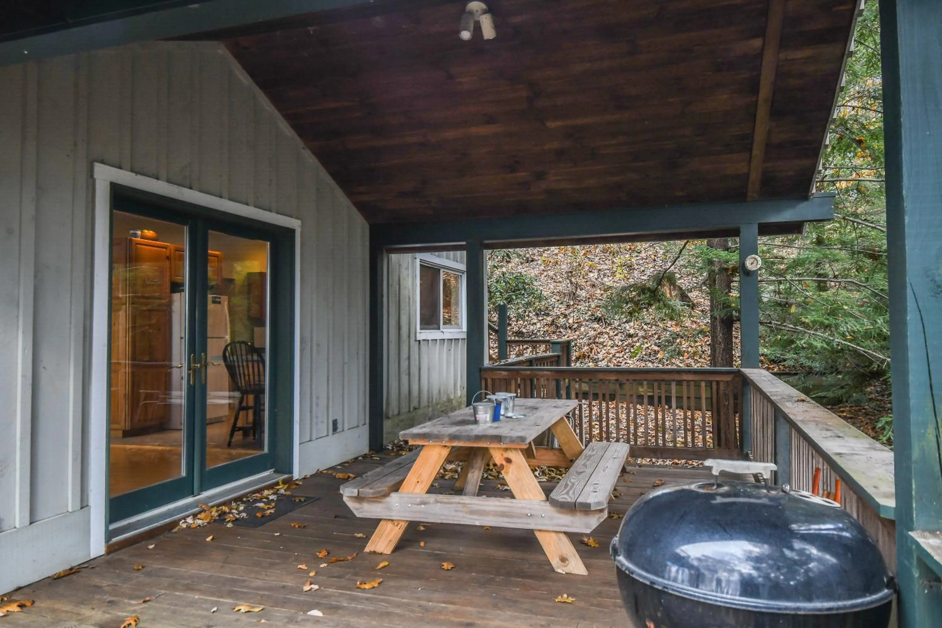 Property building in Highland Retreat