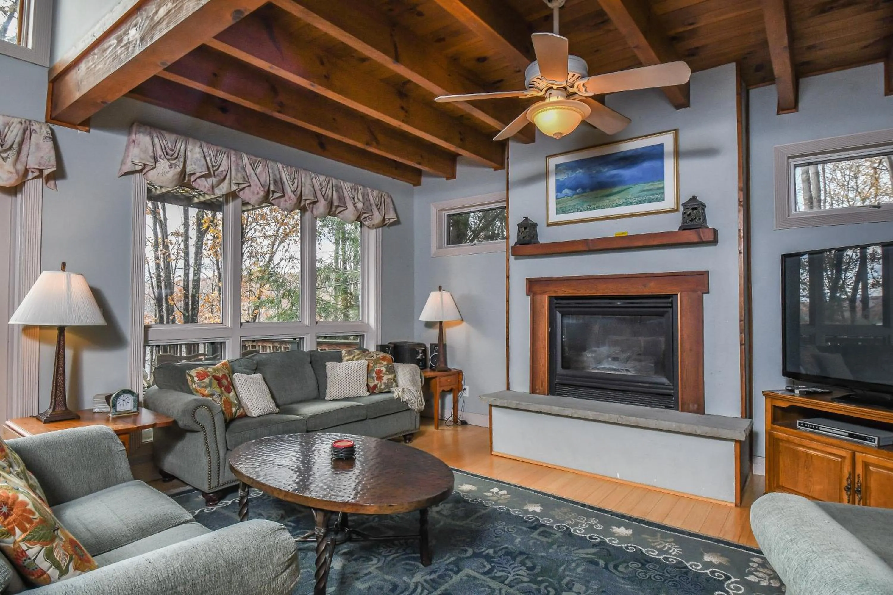 Property building in Highland Retreat