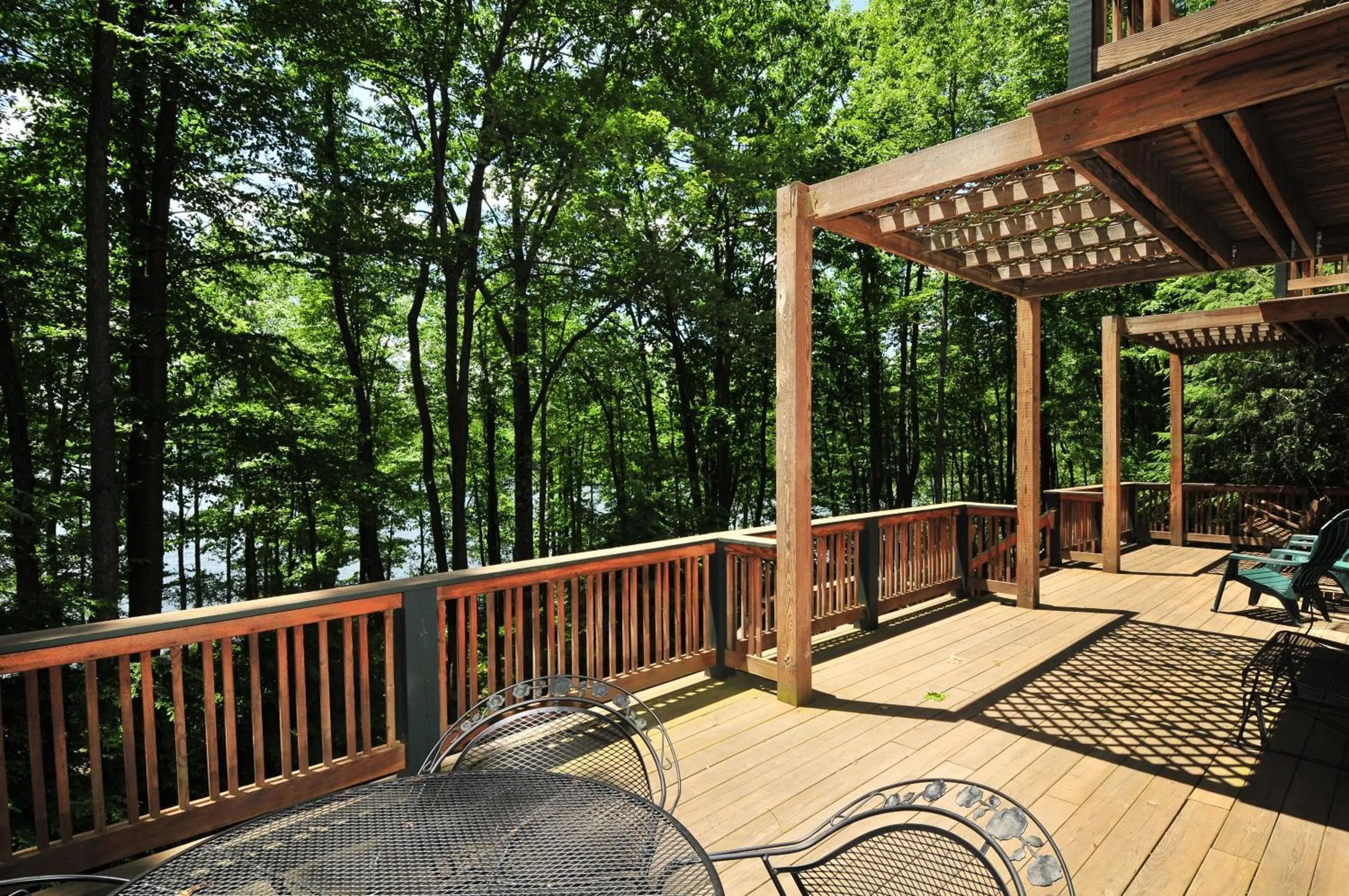 Property building in Highland Retreat