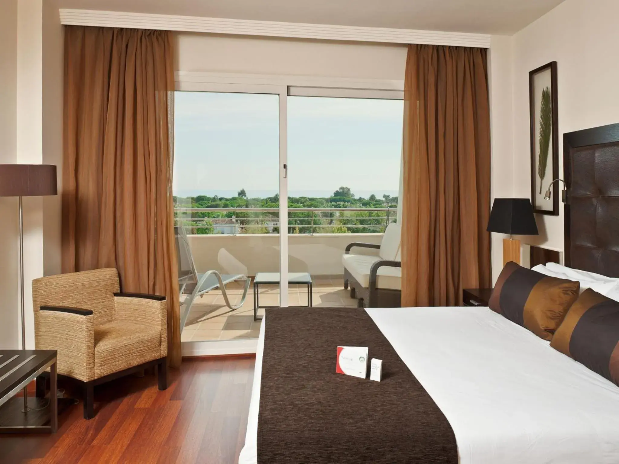 View (from property/room), Bed in Senator Banus View (from property/room), Bed in Senator Banus