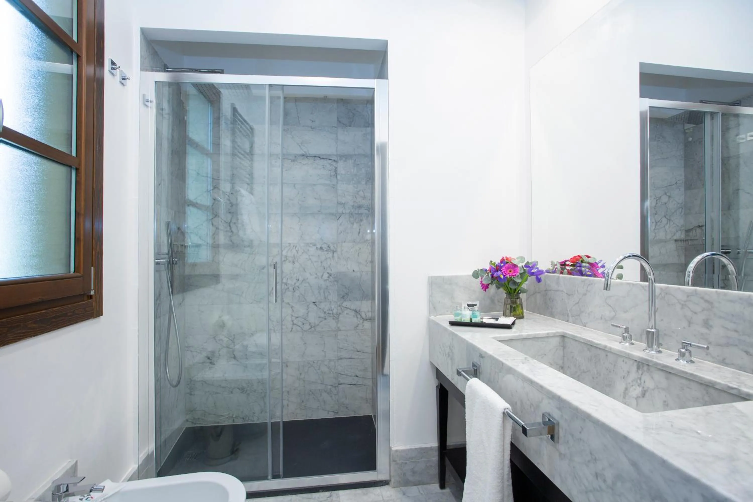 Bathroom in Casual Rinascimento Firenze