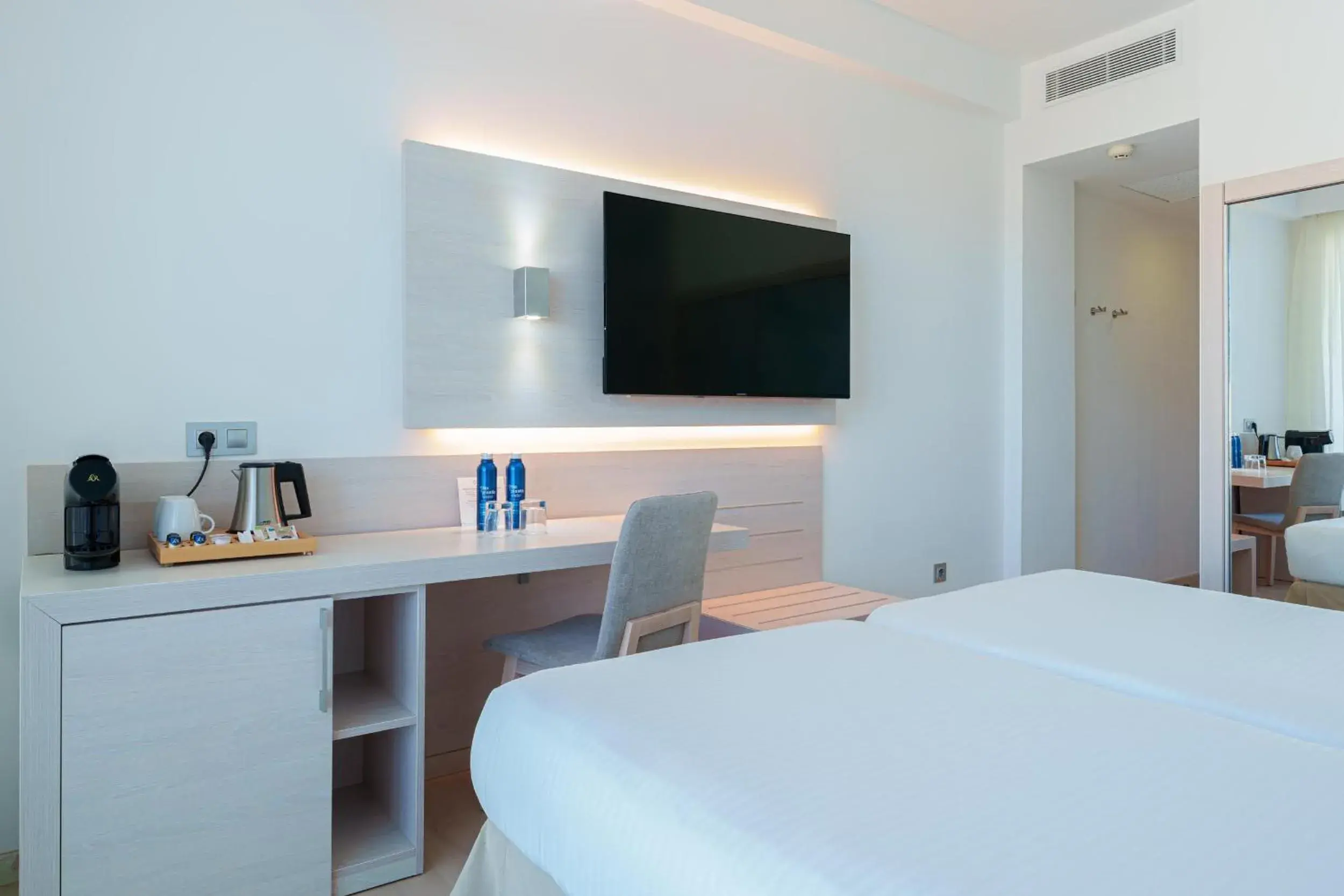 Decorative detail, Bed in Ferrer Concord Hotel & Spa Decorative detail, Bed in Ferrer Concord Hotel & Spa