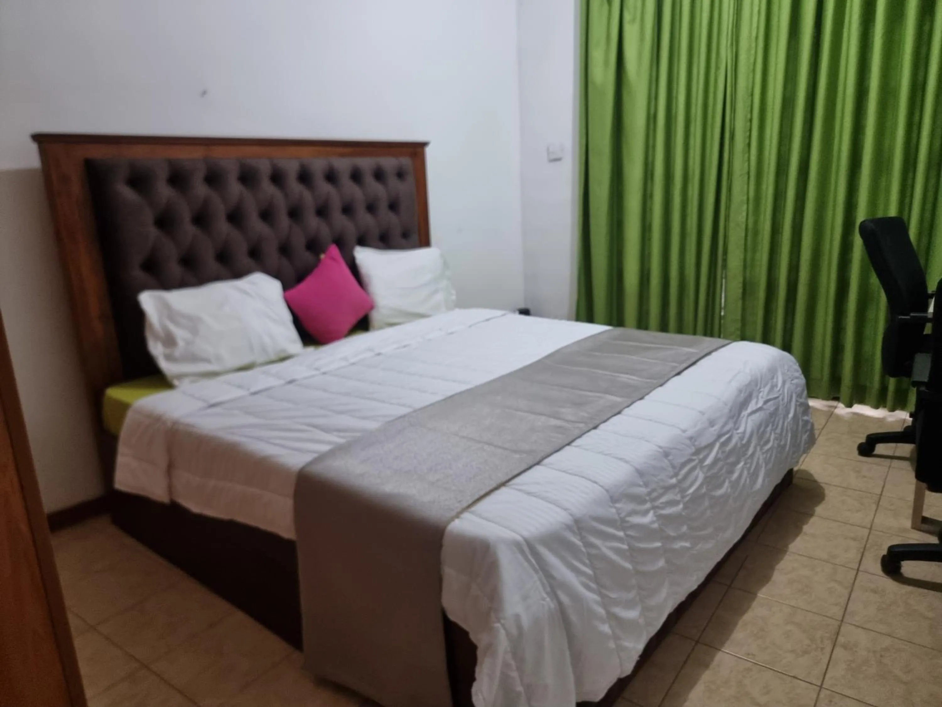 Bed in Victory colombo