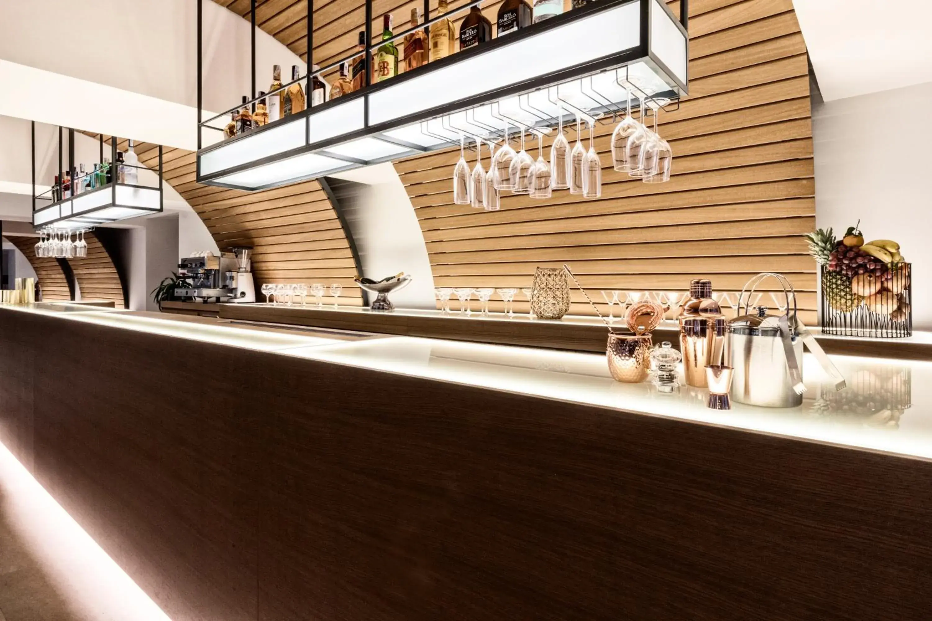 Lounge or bar in Bordoy Alcudia Port Suites - Adults Only Lounge or bar in Bordoy Alcudia Port Suites - Adults Only