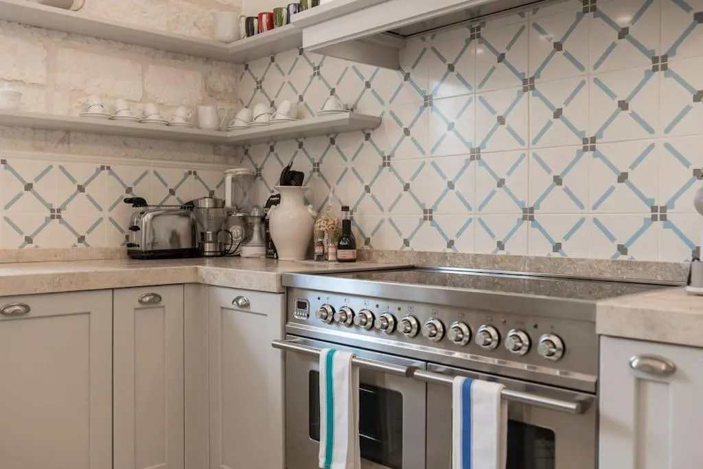Kitchen or kitchenette in Villa Bellavista by Raro Villas