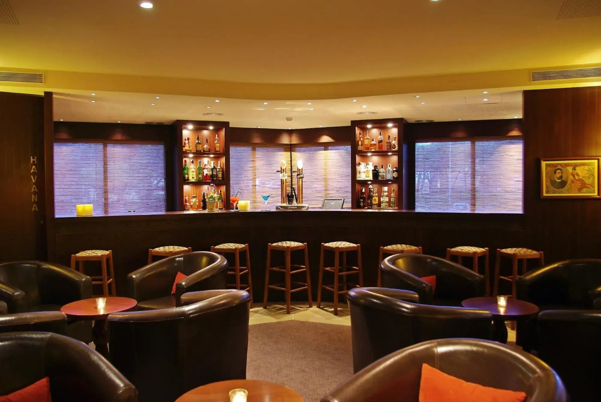 Lounge or bar in La Costa Hotel Golf & Beach Resort Lounge or bar in La Costa Hotel Golf & Beach Resort