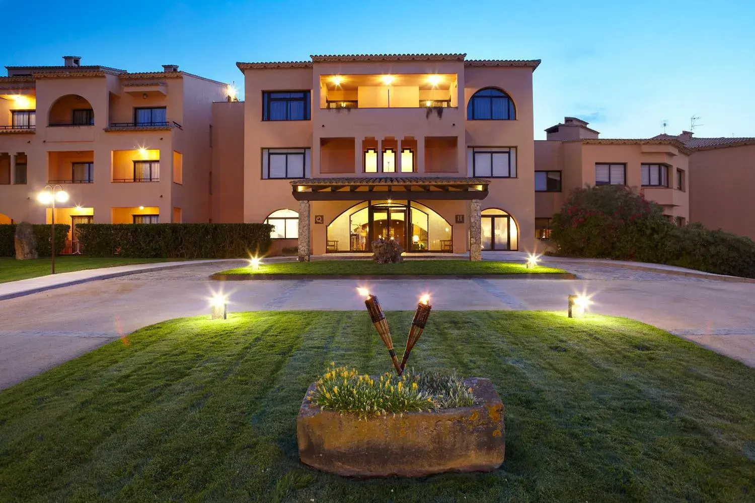 Facade/entrance in La Costa Hotel Golf & Beach Resort Facade/entrance in La Costa Hotel Golf & Beach Resort
