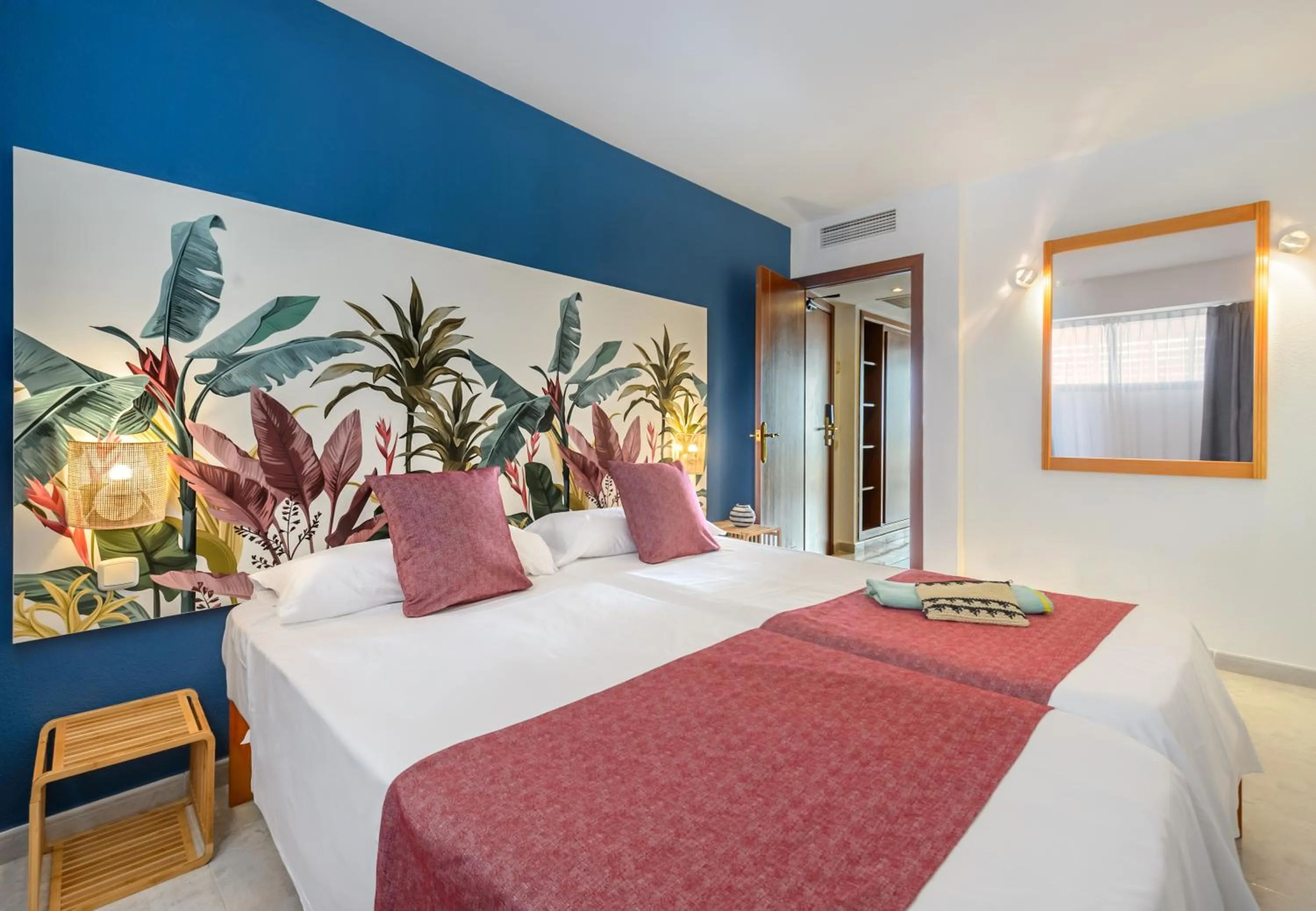 Bedroom, Bed in Apartamentos Vibra Jabeque Soul-3SUP