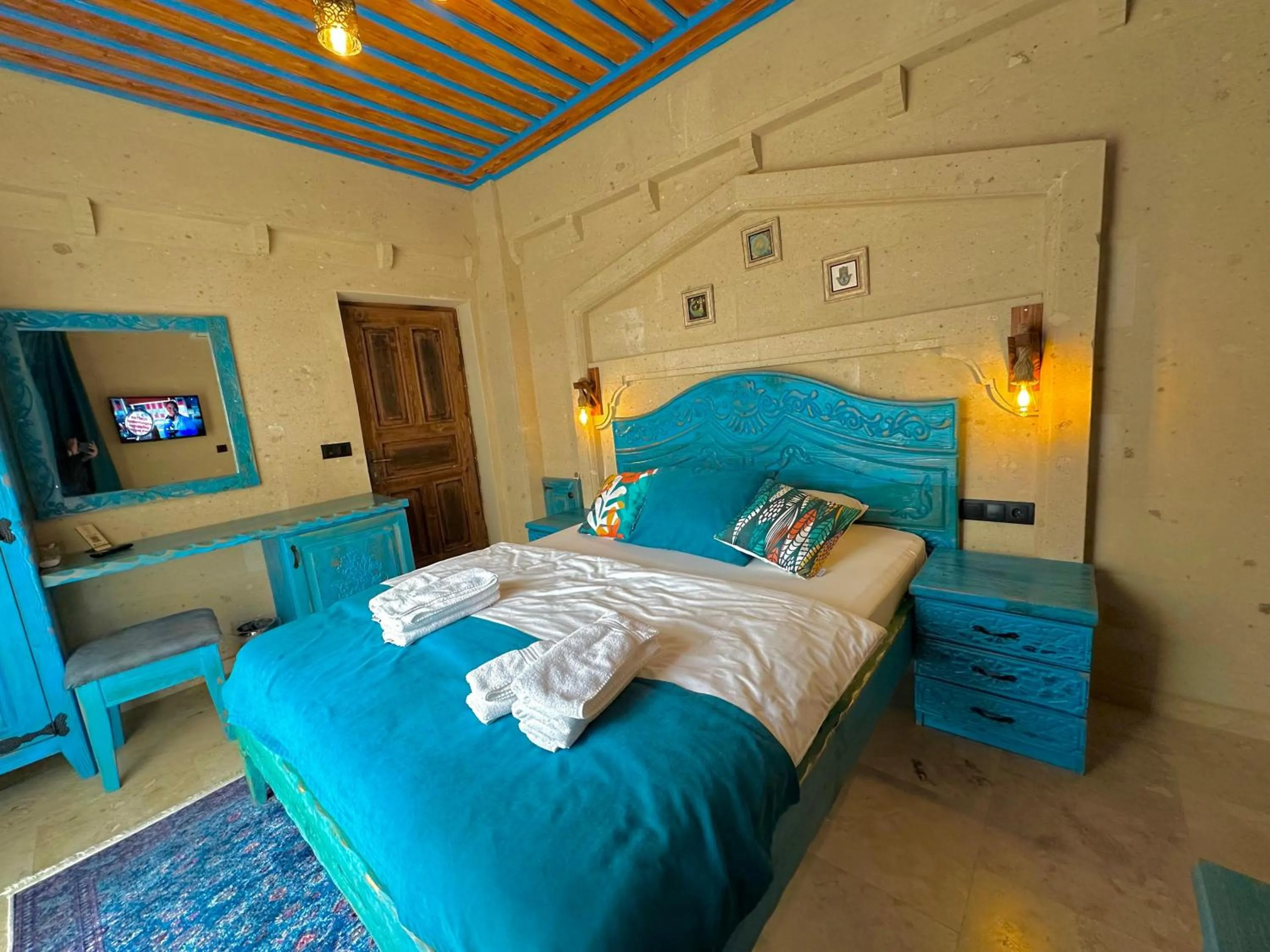 Bed in Gemosa Cappadocia Hotel