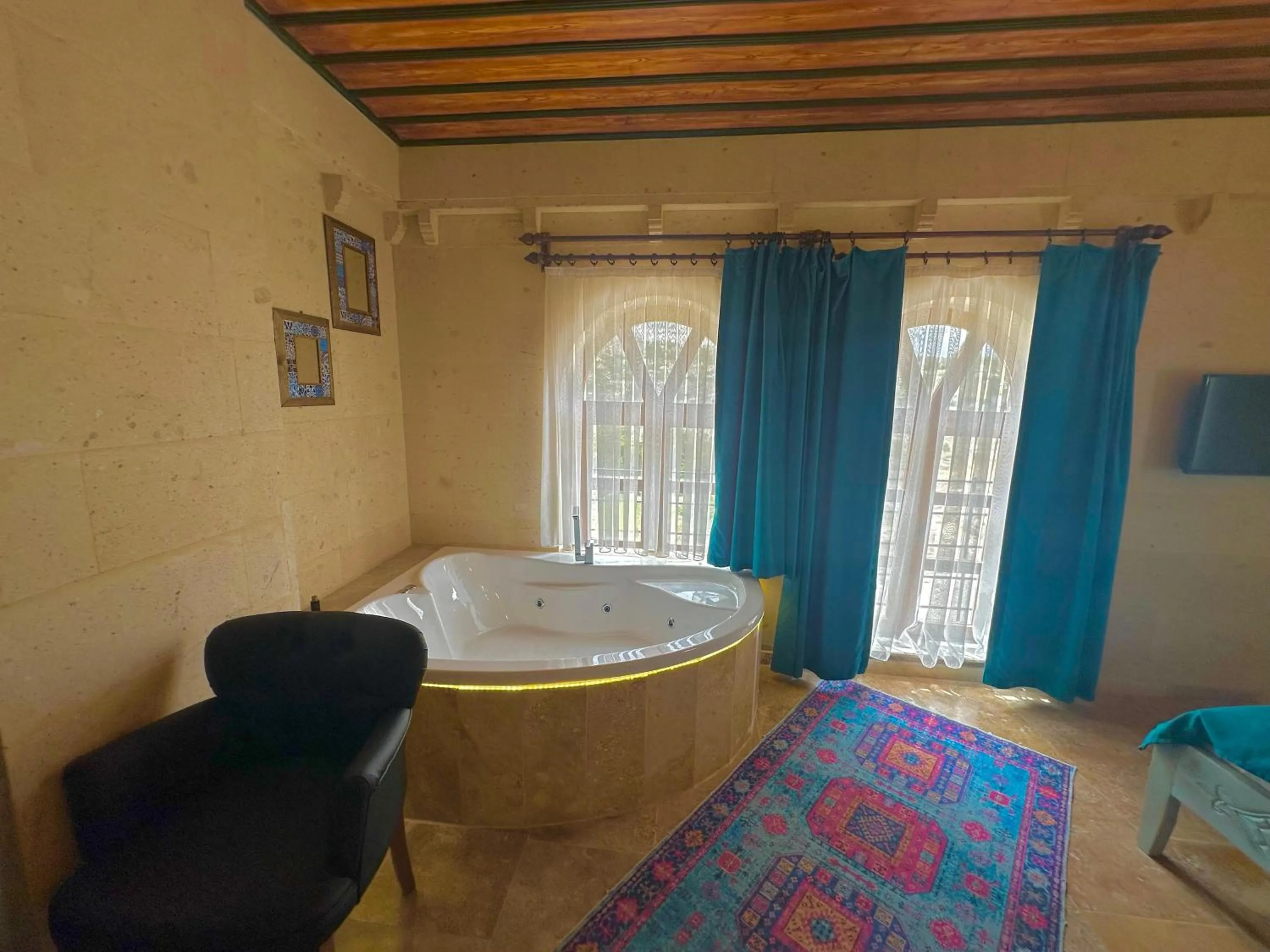 Bed in Gemosa Cappadocia Hotel