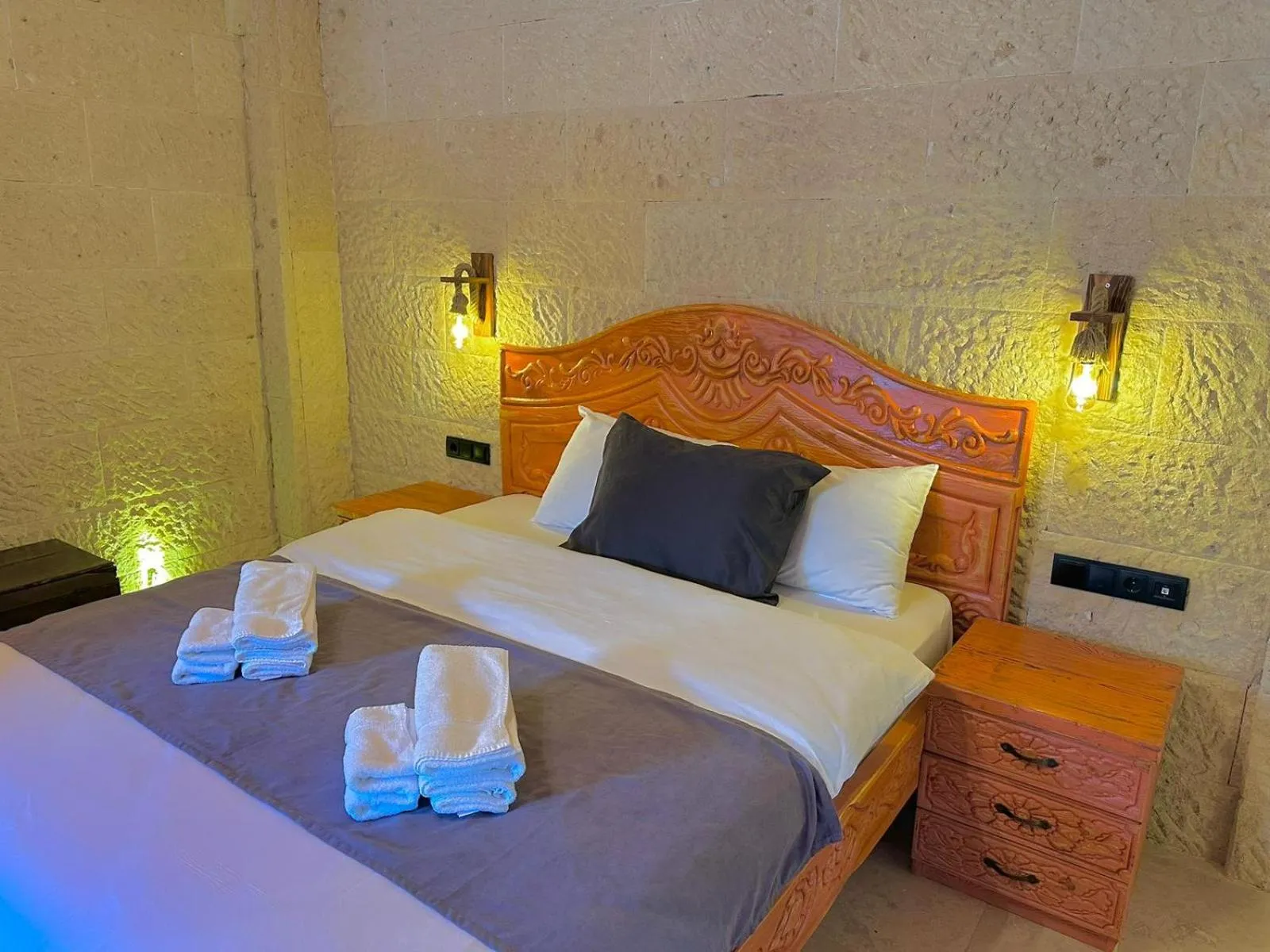 Bed in Gemosa Cappadocia Hotel