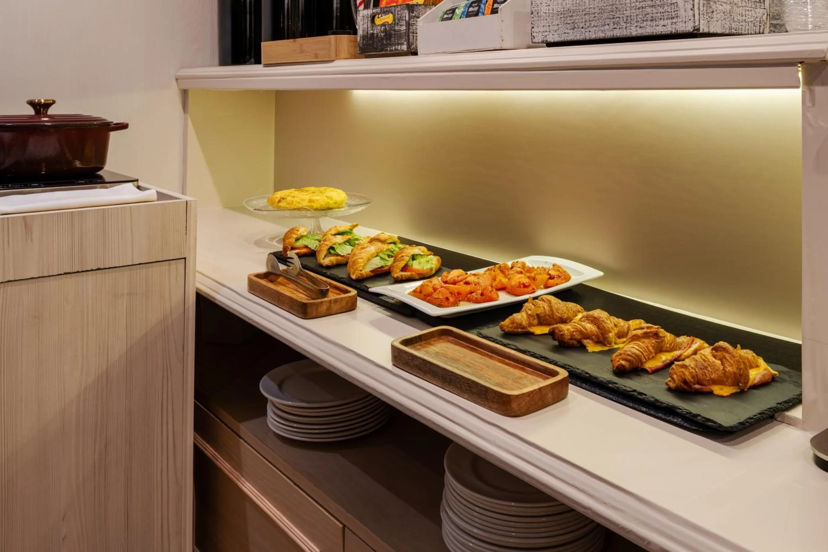 Buffet breakfast in Luze Castellana