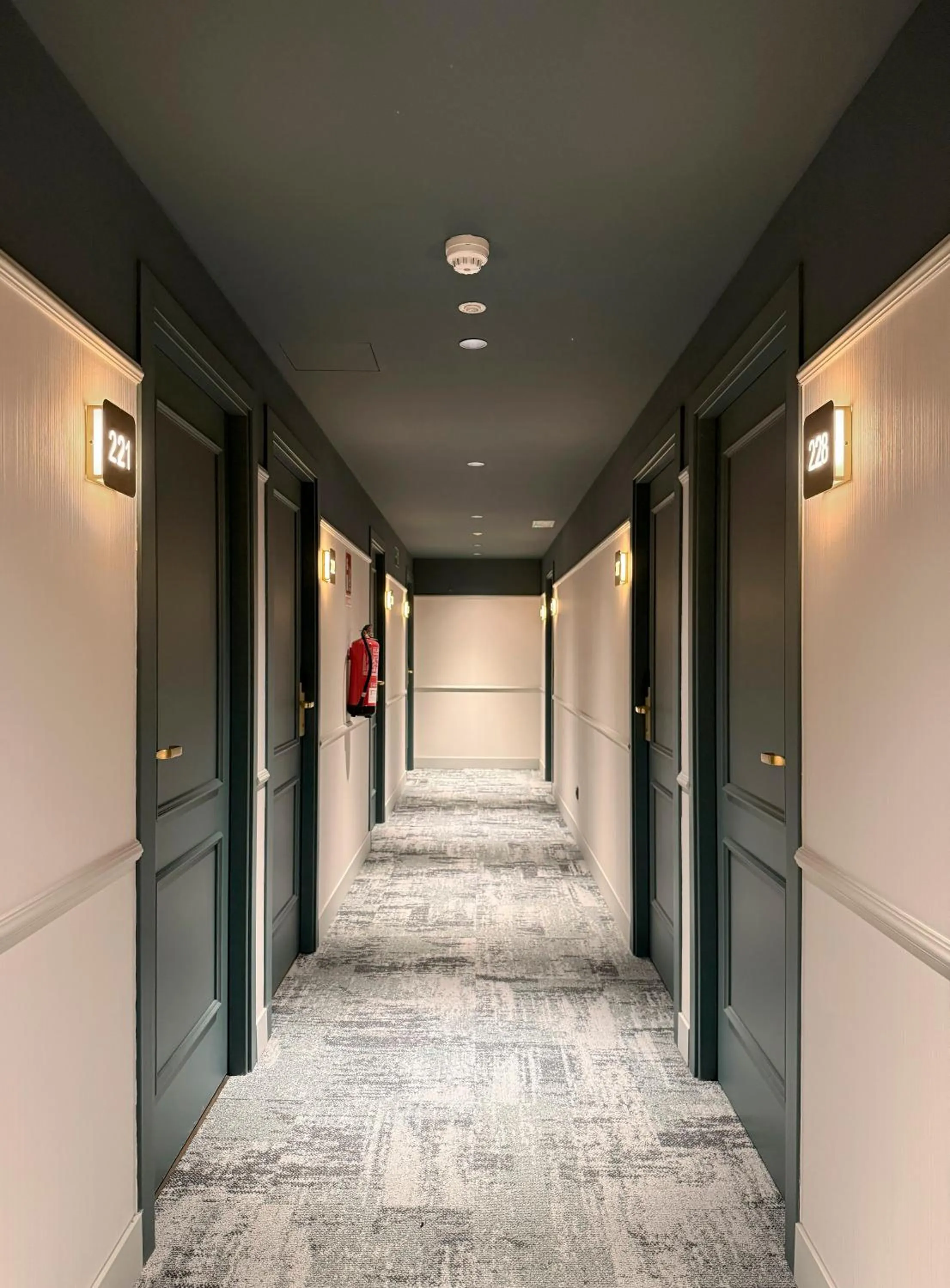 Property building in Luze Castellana