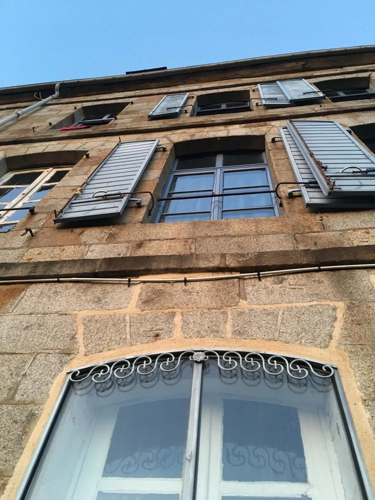 Property building in Mercier de Montigny - Les Chambres du Beffroi - SPA et Massage