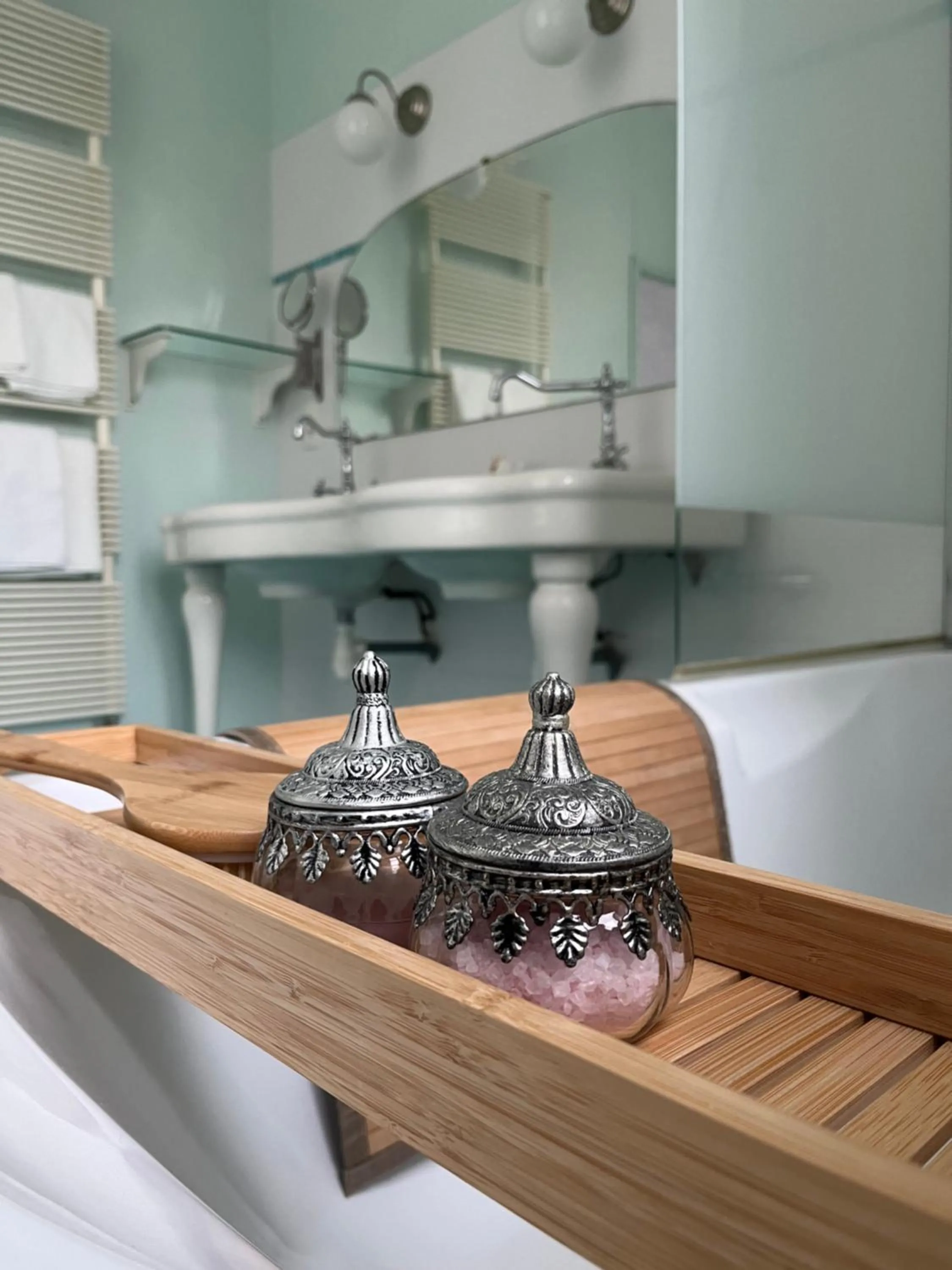 Bathroom in Mercier de Montigny - Les Chambres du Beffroi - SPA et Massage