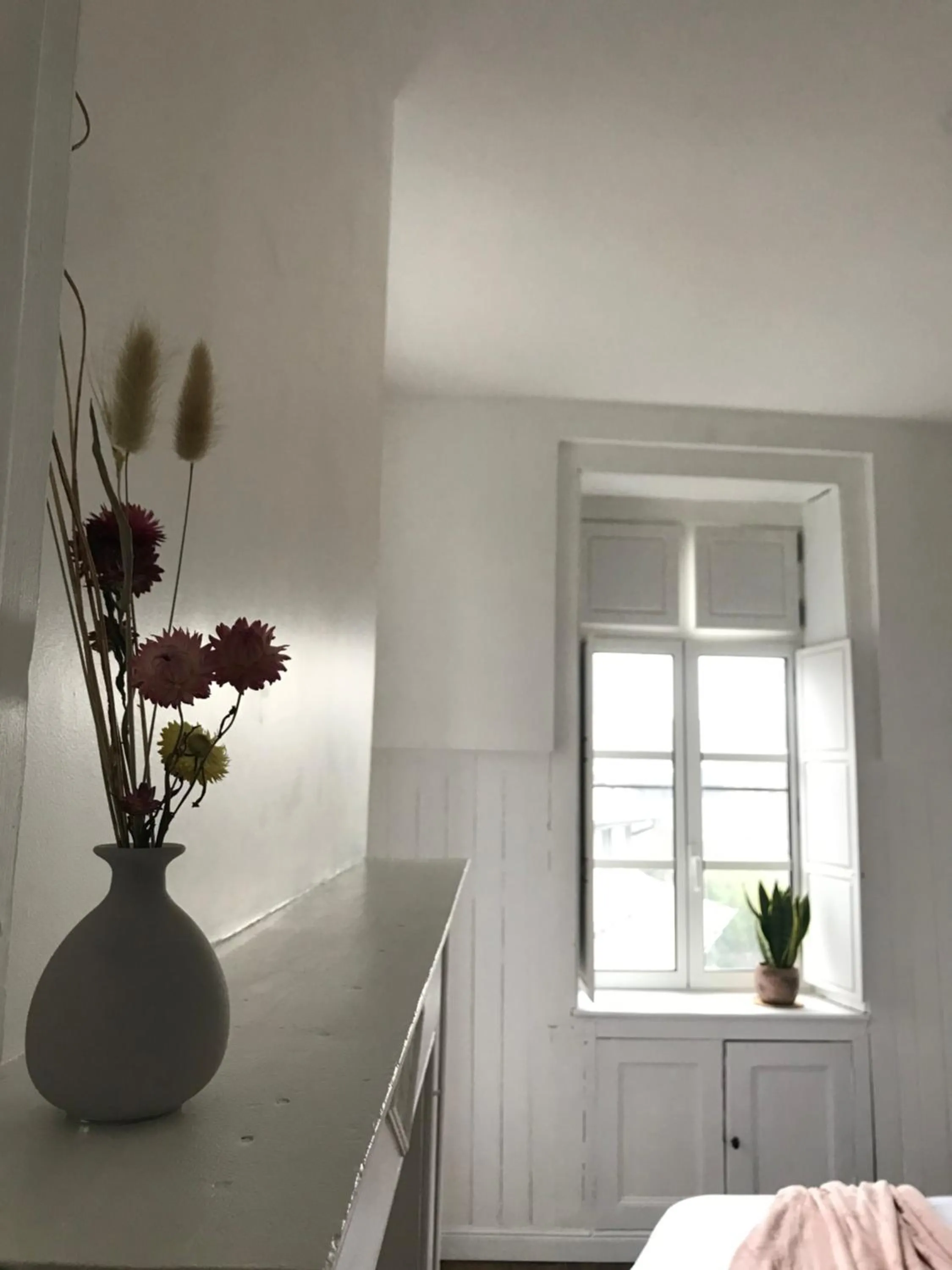 Bedroom, Bed in Mercier de Montigny - Les Chambres du Beffroi - SPA et Massage