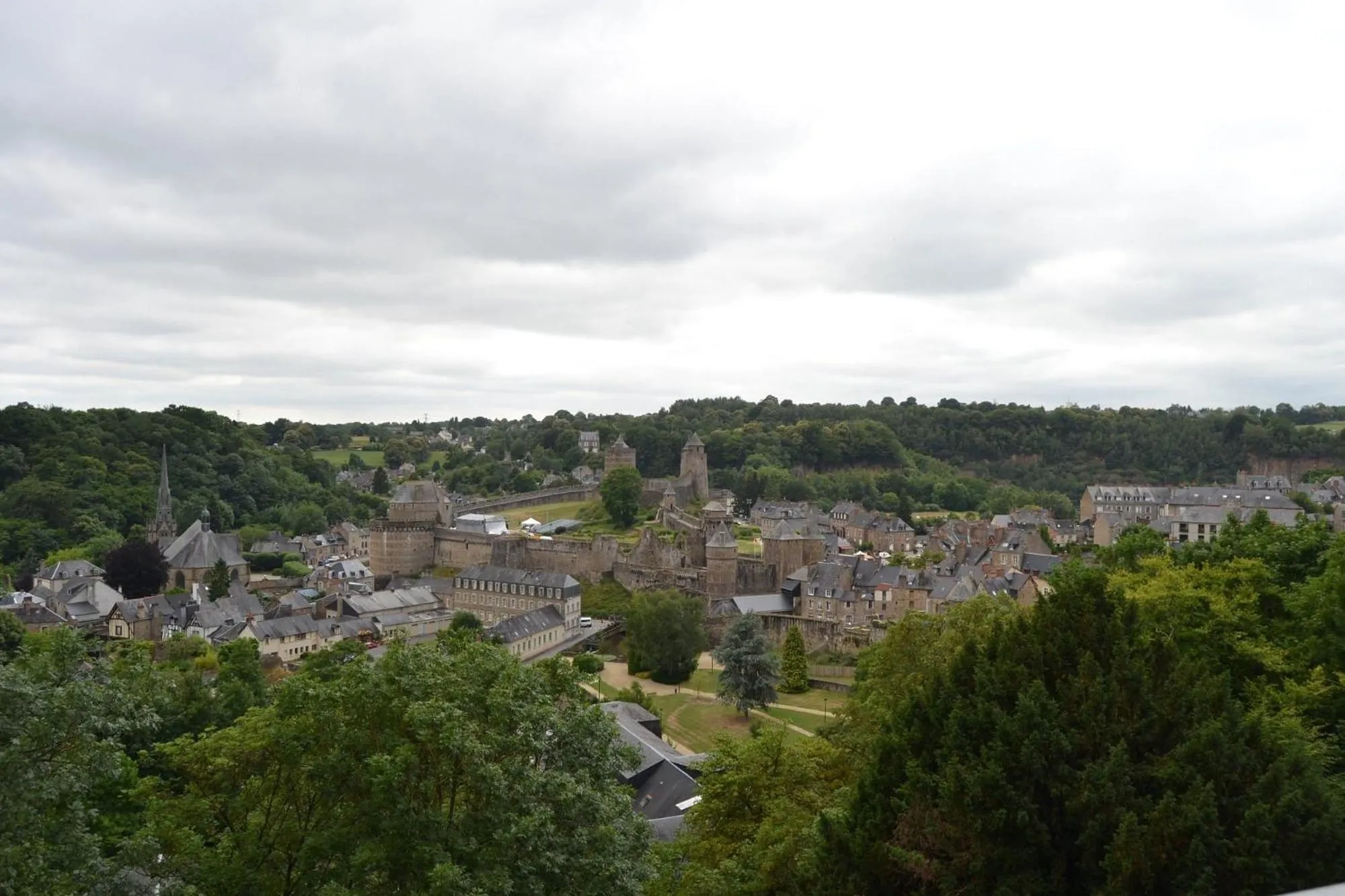 City view in Mercier de Montigny - Les Chambres du Beffroi - SPA et Massage