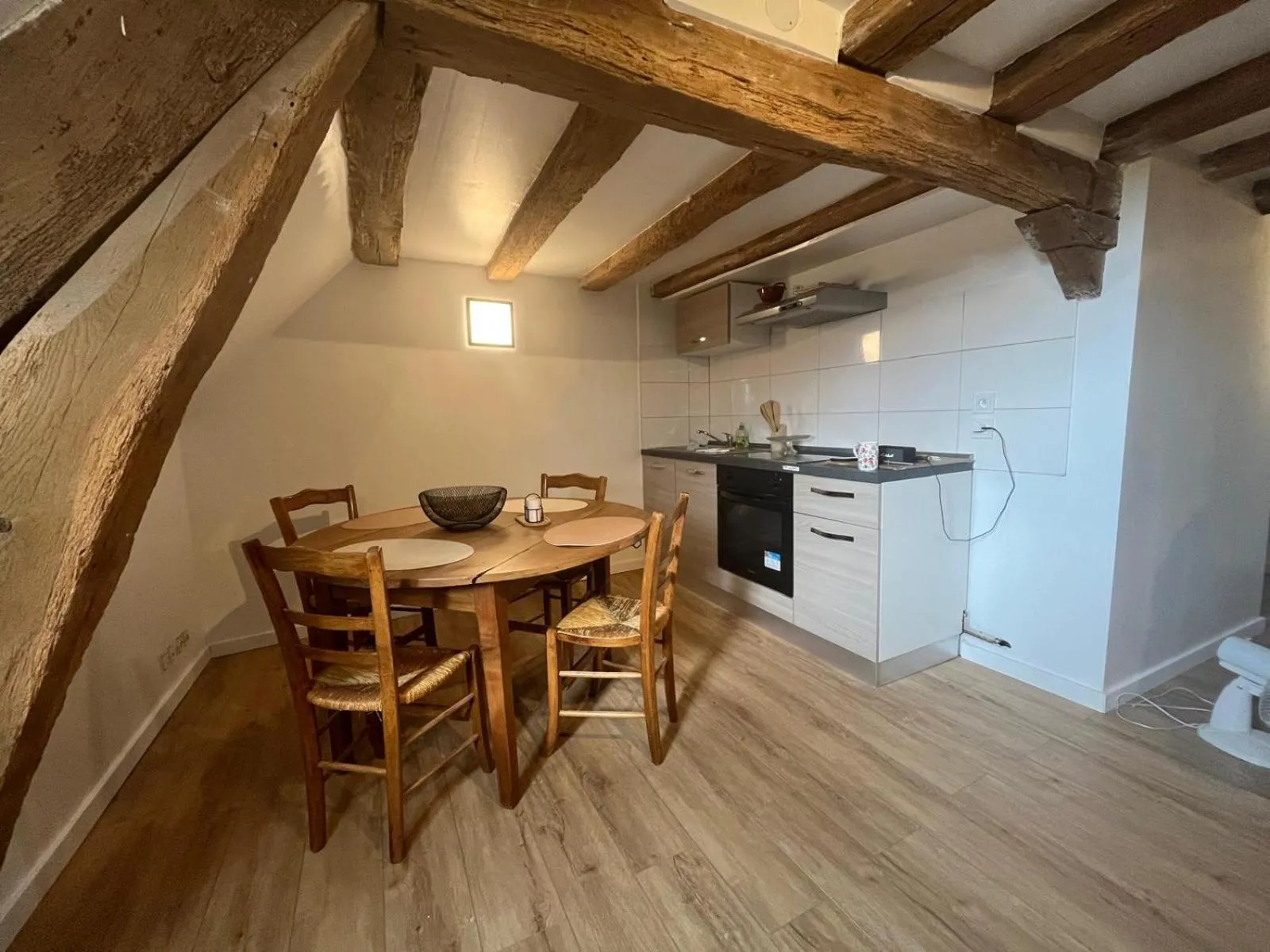 Mercier de Montigny - Les Chambres du Beffroi - SPA et Massage