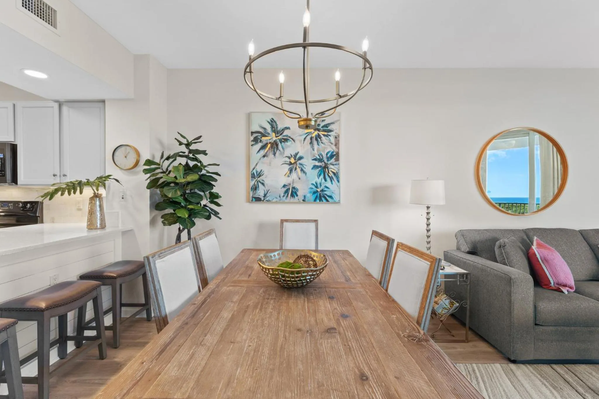 Dining area in 5 Star Resort 6th fl 2BR 2 BATH King Suite Shuttle Pools Family