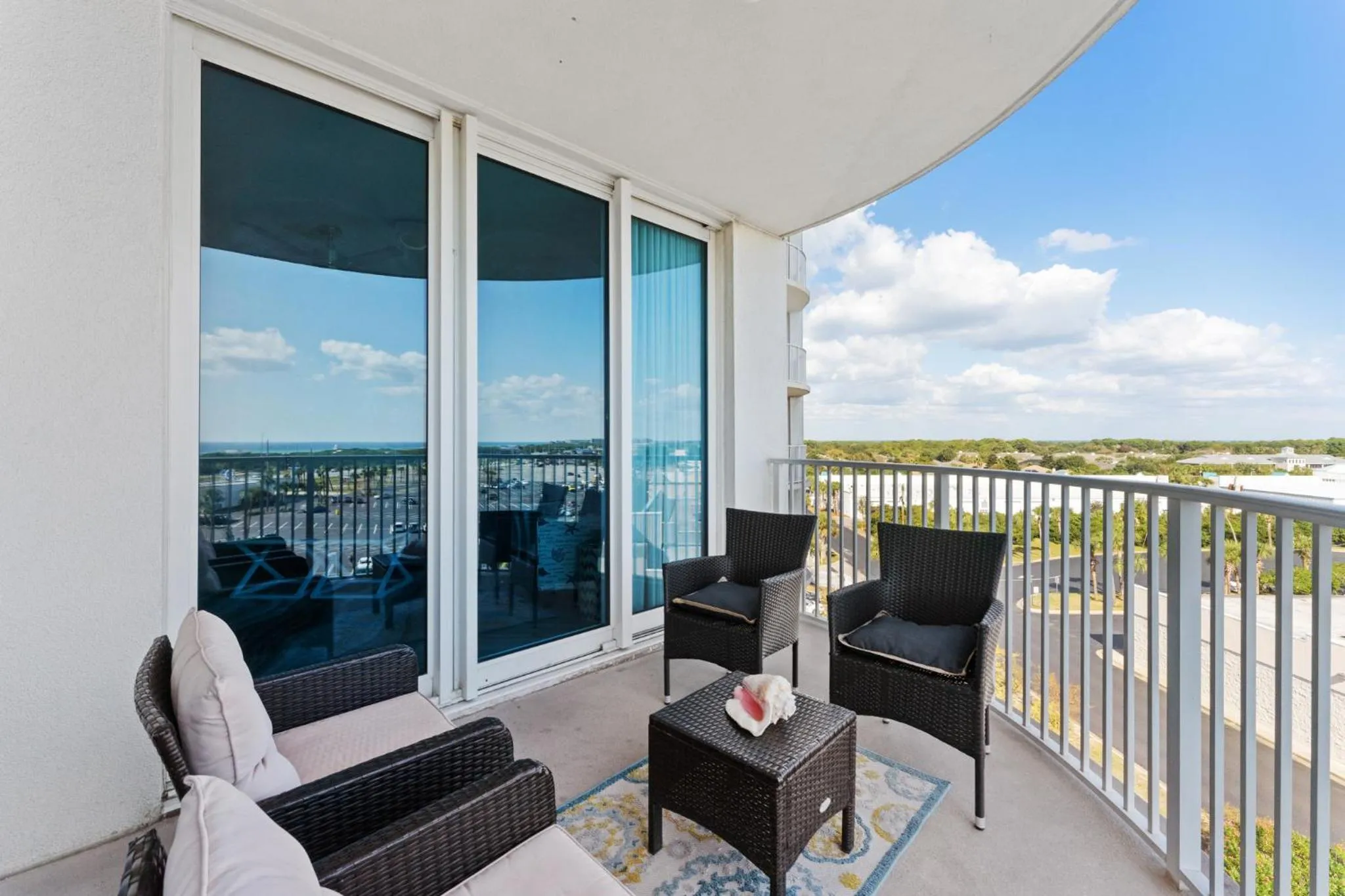 Balcony/Terrace in 5 Star Resort 6th fl 2BR 2 BATH King Suite Shuttle Pools Family