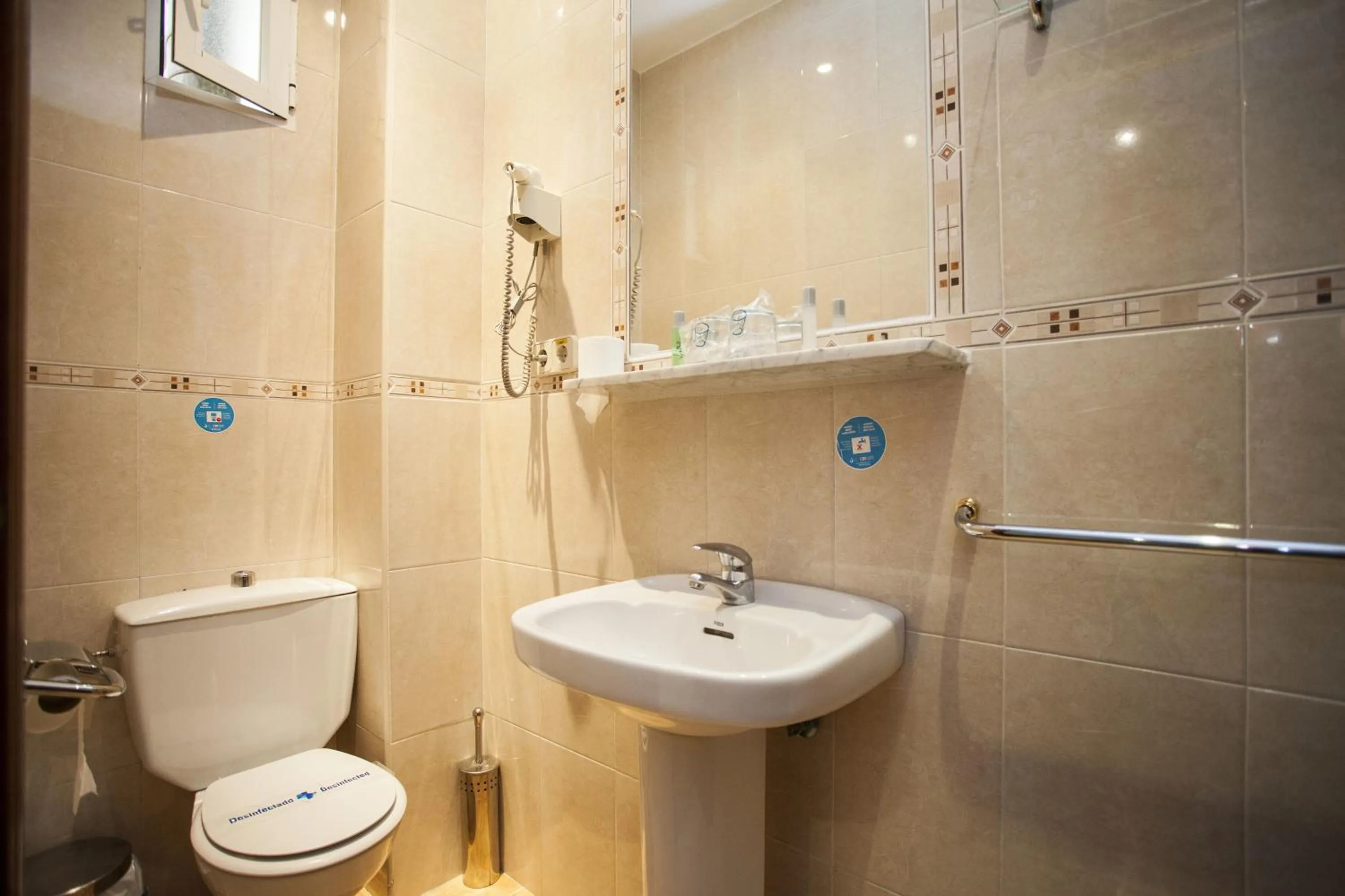 Bathroom in Pensión Carrera