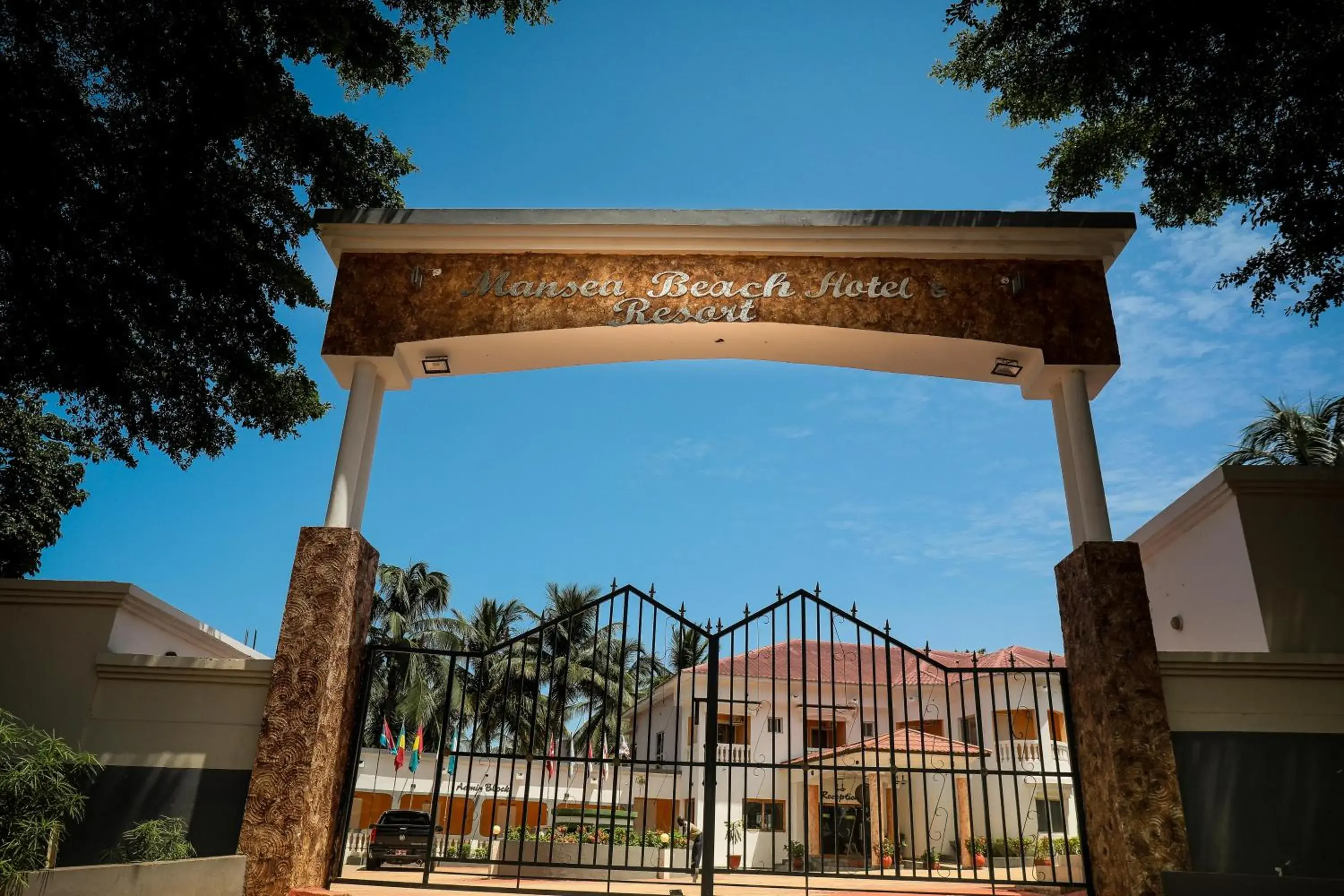 Property building in Mansea Beach Hotel Property building in Mansea Beach Hotel