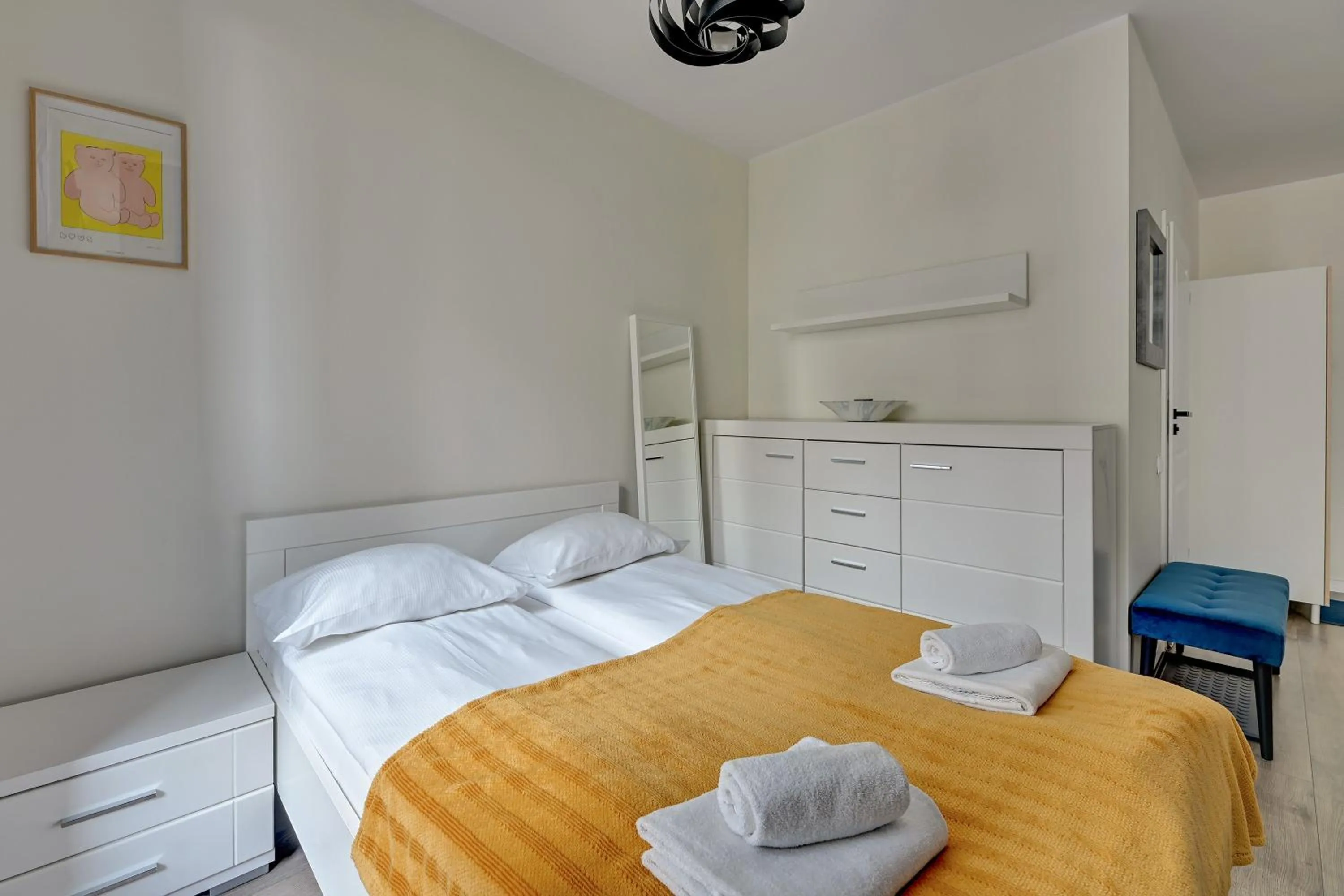 Bed in RentPlanet - Apartamenty Chlebova II