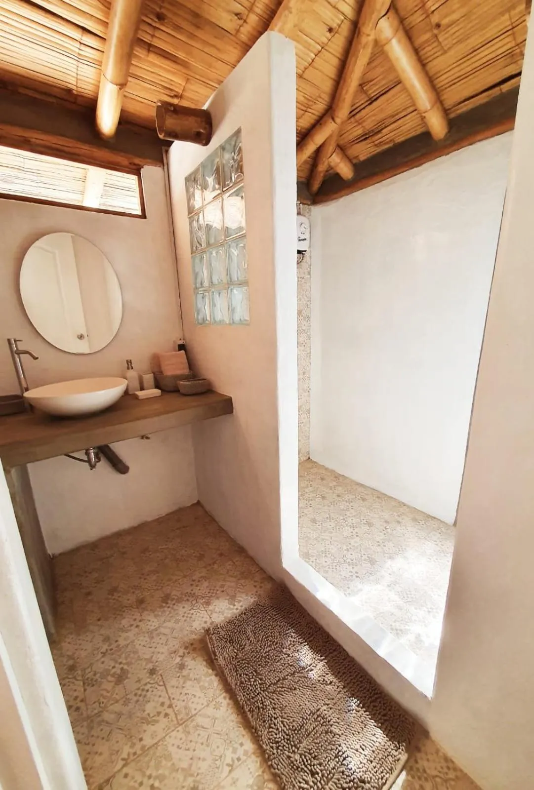Bathroom in Oasis de Vichayito