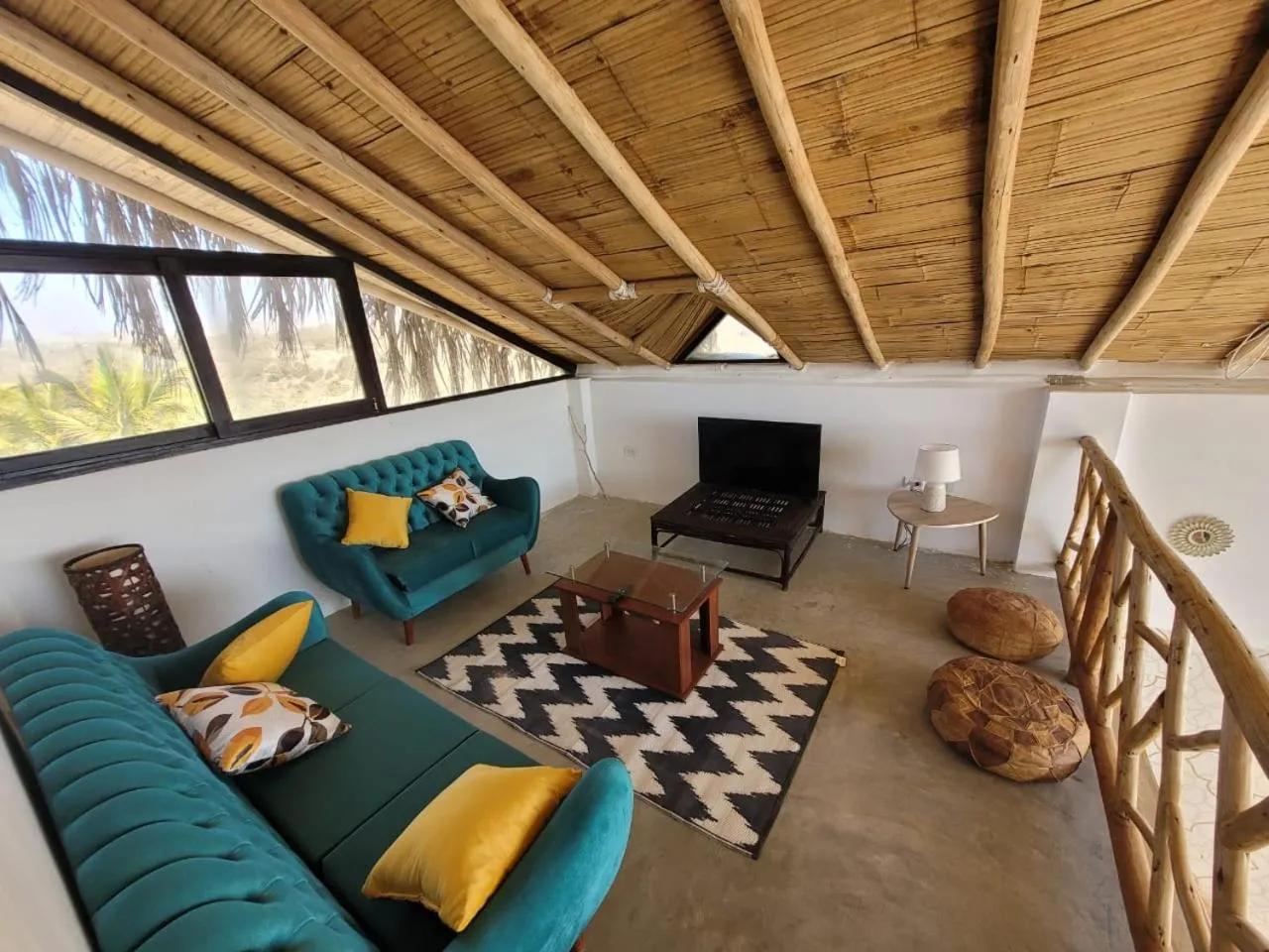 TV and multimedia in Oasis de Vichayito