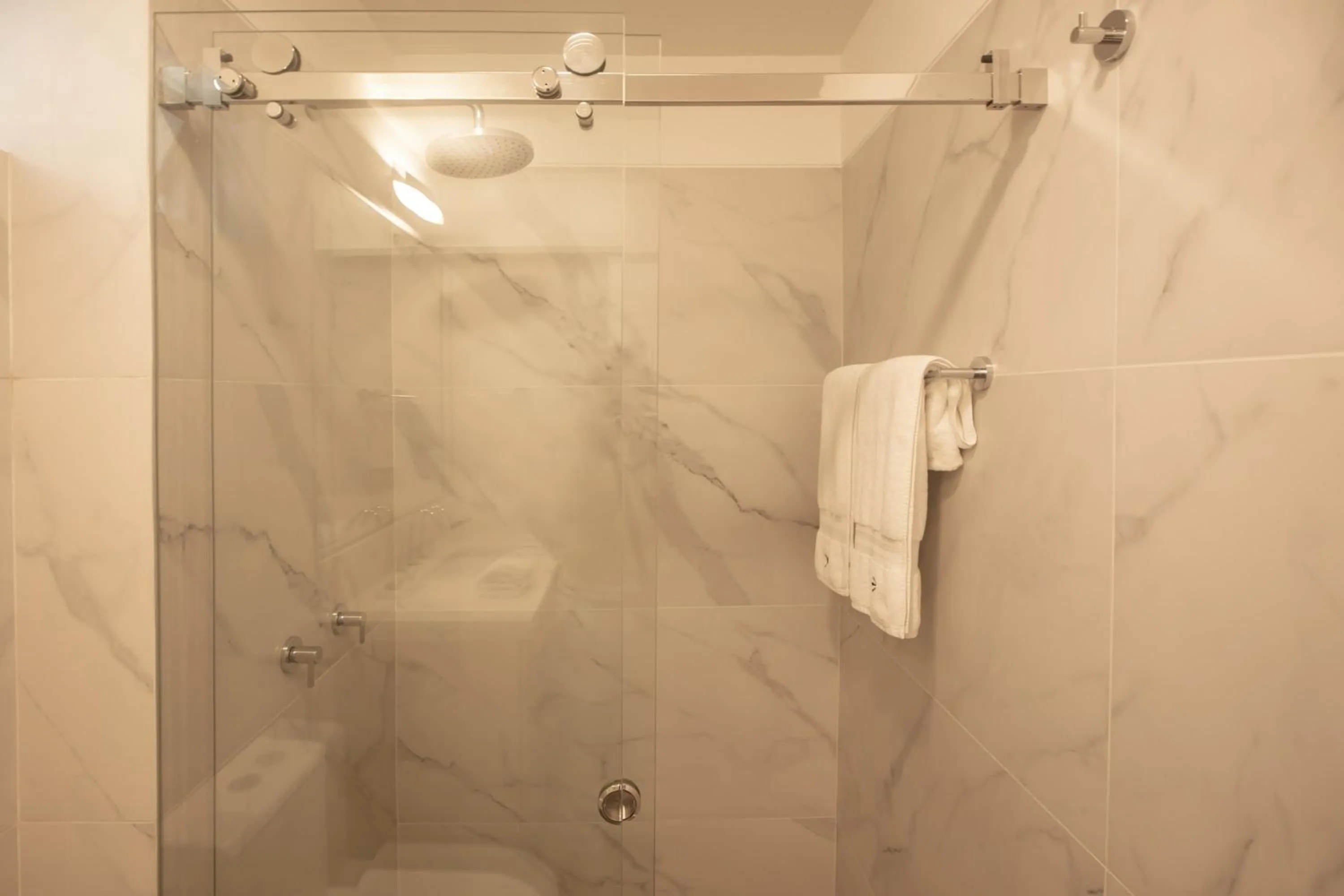 Alcanfores 1262 by Wynwood House