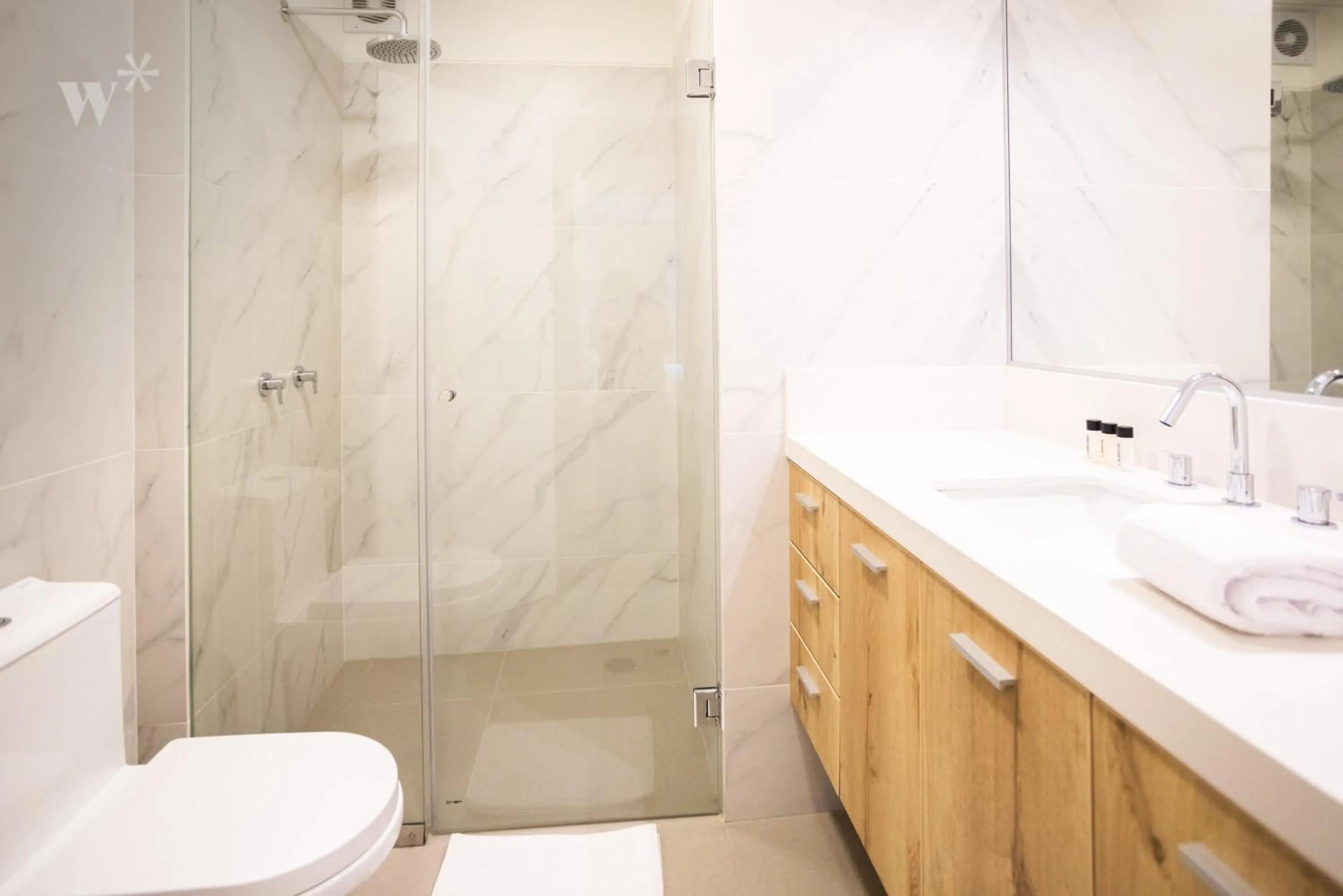 Alcanfores 1262 by Wynwood House