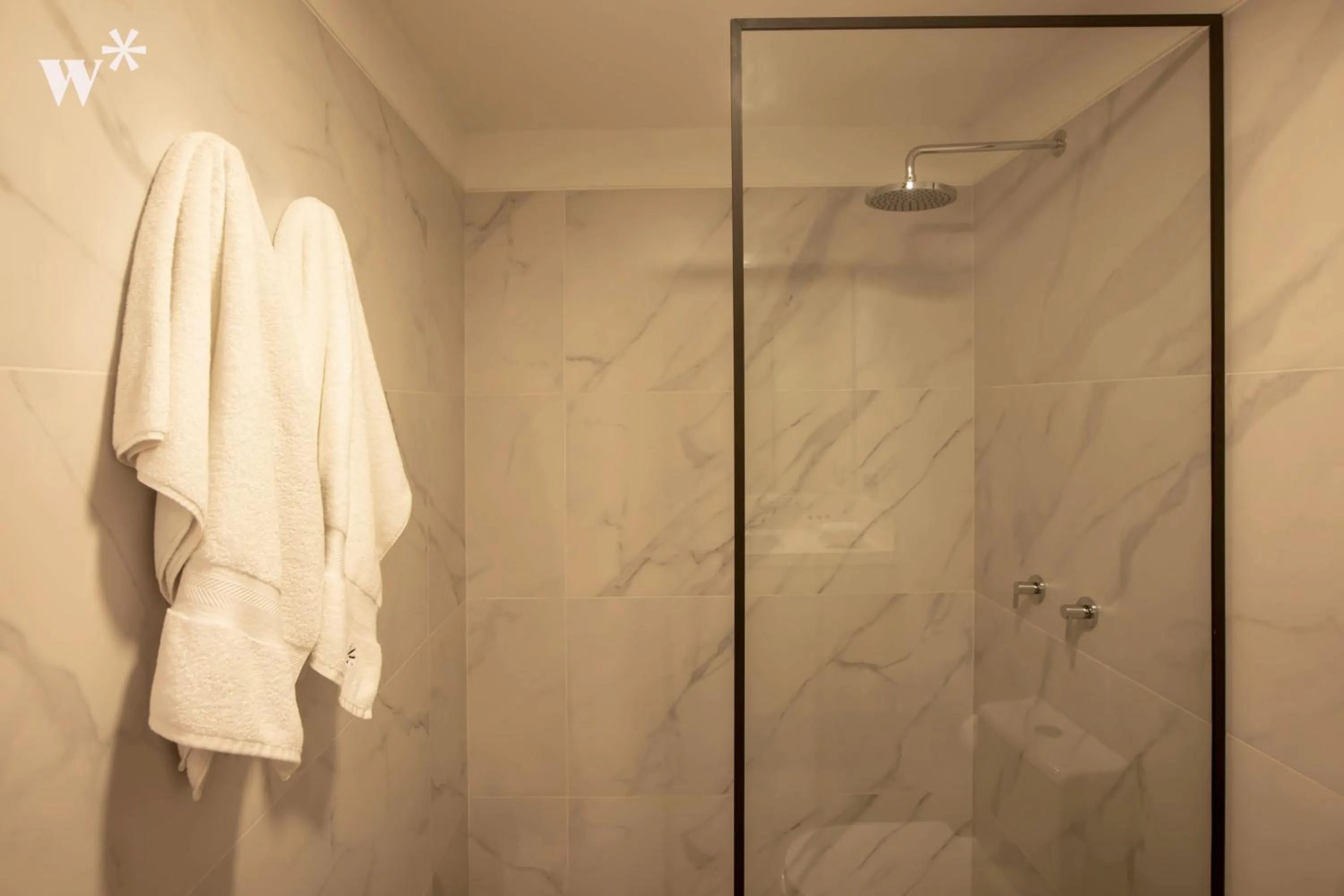 Alcanfores 1262 by Wynwood House