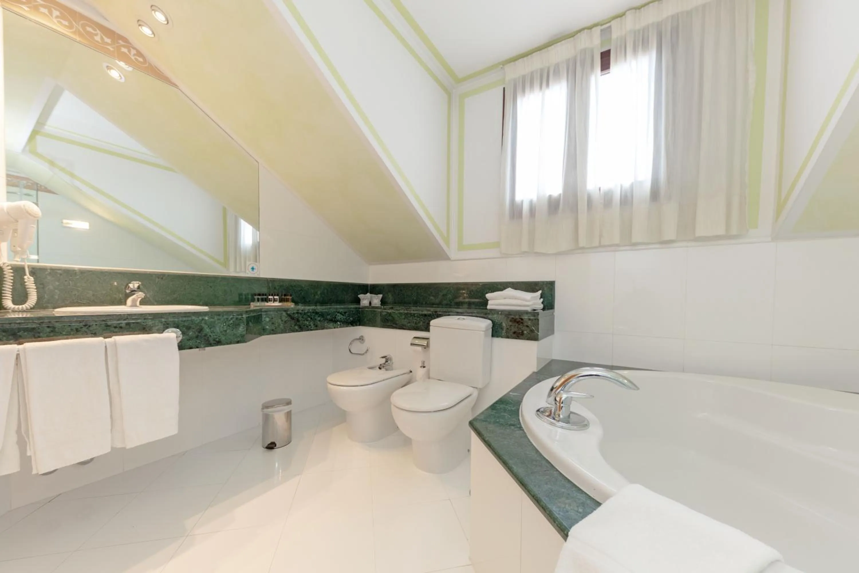 Bathroom in Hotel Soho Boutique Jerez