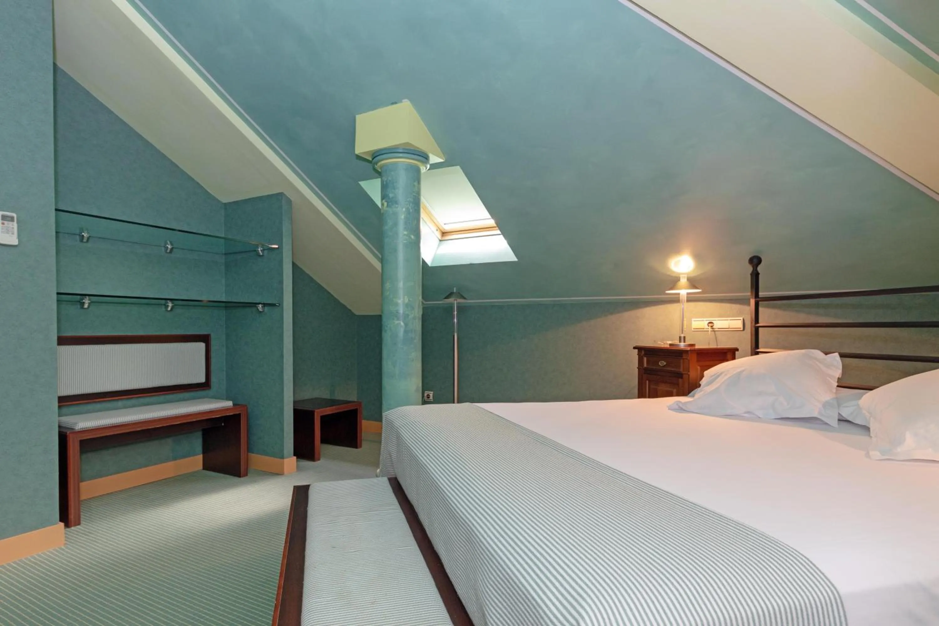 Bedroom, Bed in Hotel Soho Boutique Jerez