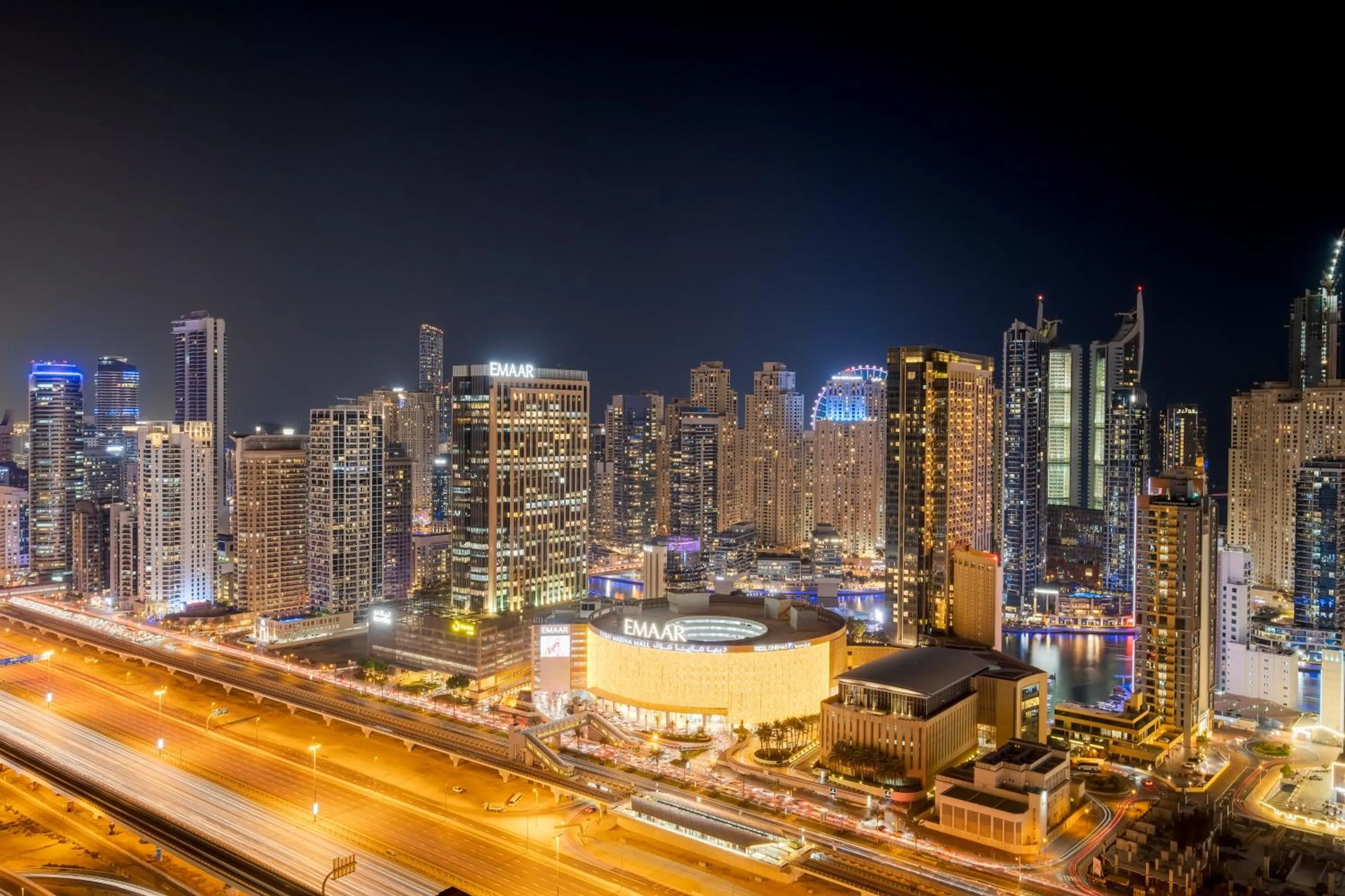 Night in Luxury Apt - Rooftop Pool - City View