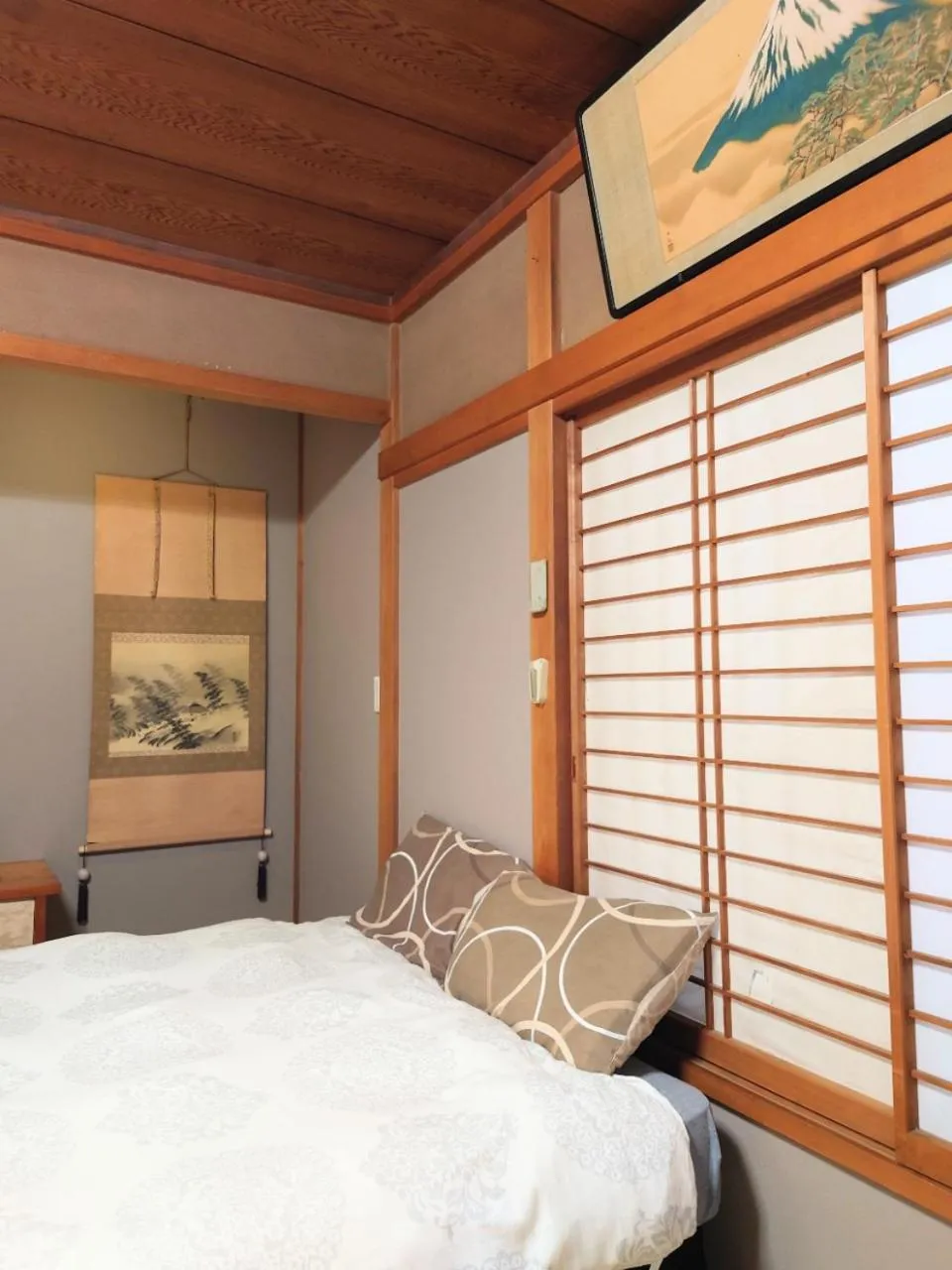 Bed in season guest house in nishi shinjuku 100 square meters, 4 bedrooms, 2 living rooms