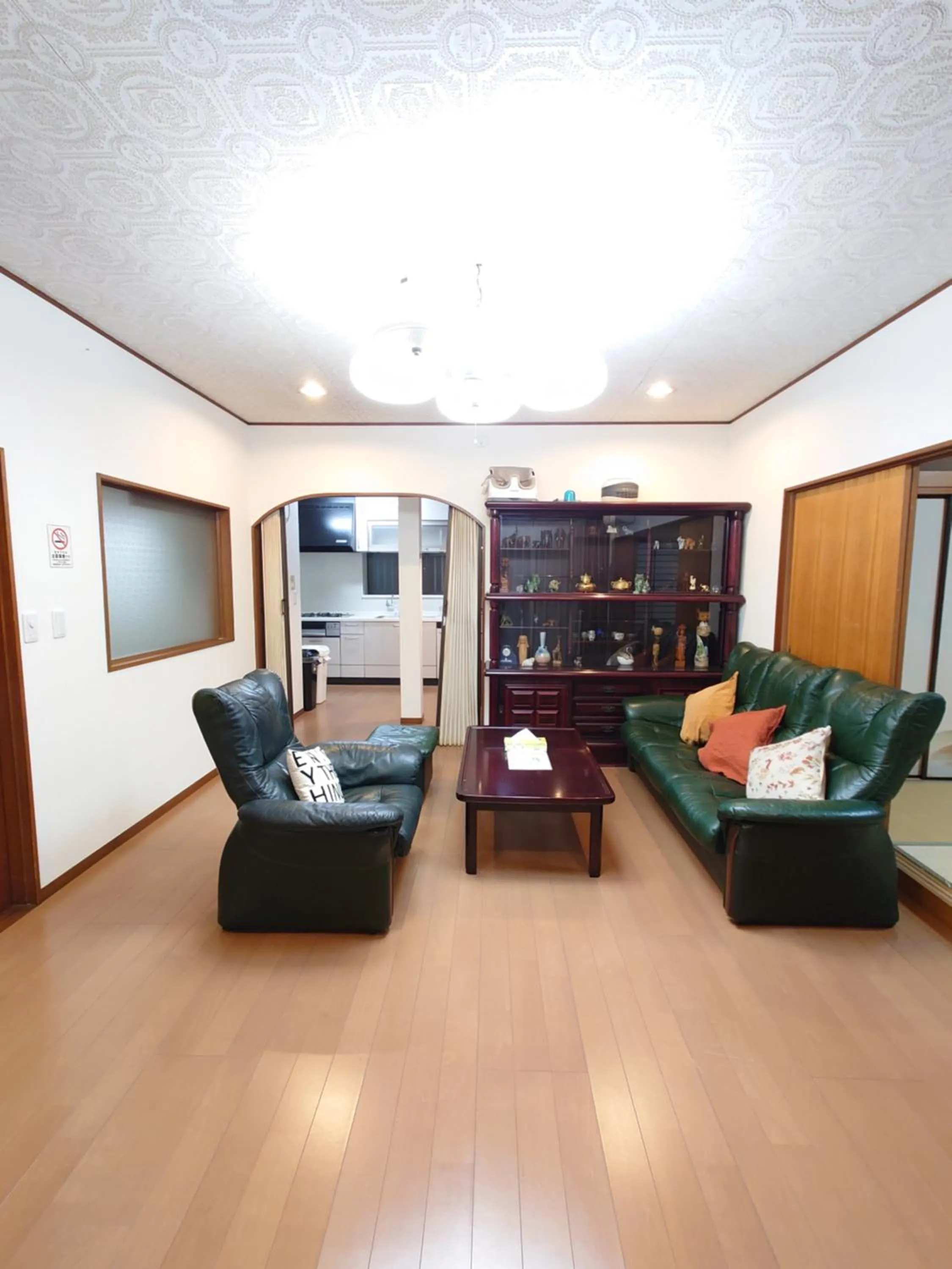 season guest house in nishi shinjuku 100 square meters, 4 bedrooms, 2 living rooms